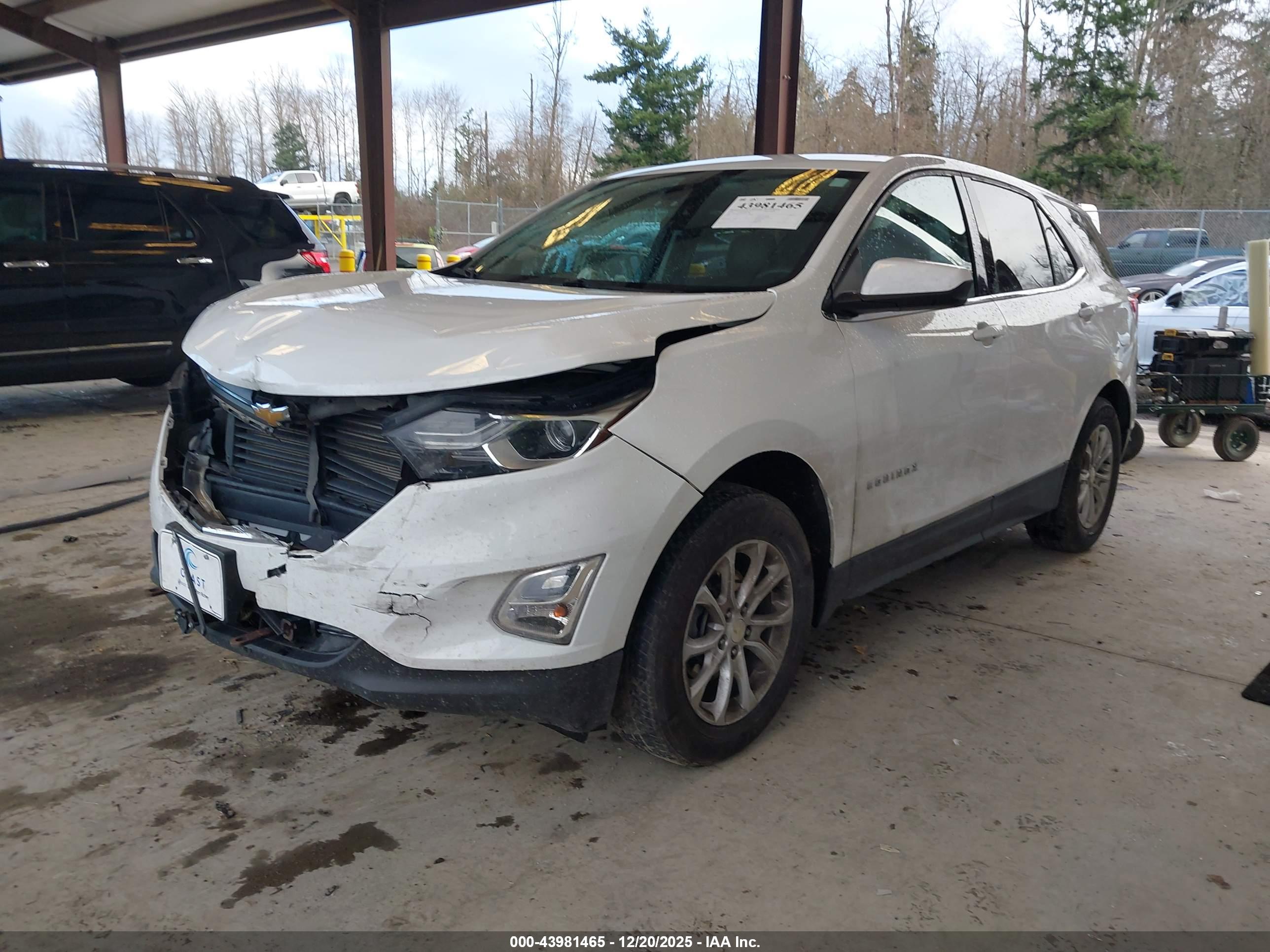 CHEVROLET EQUINOX image 2