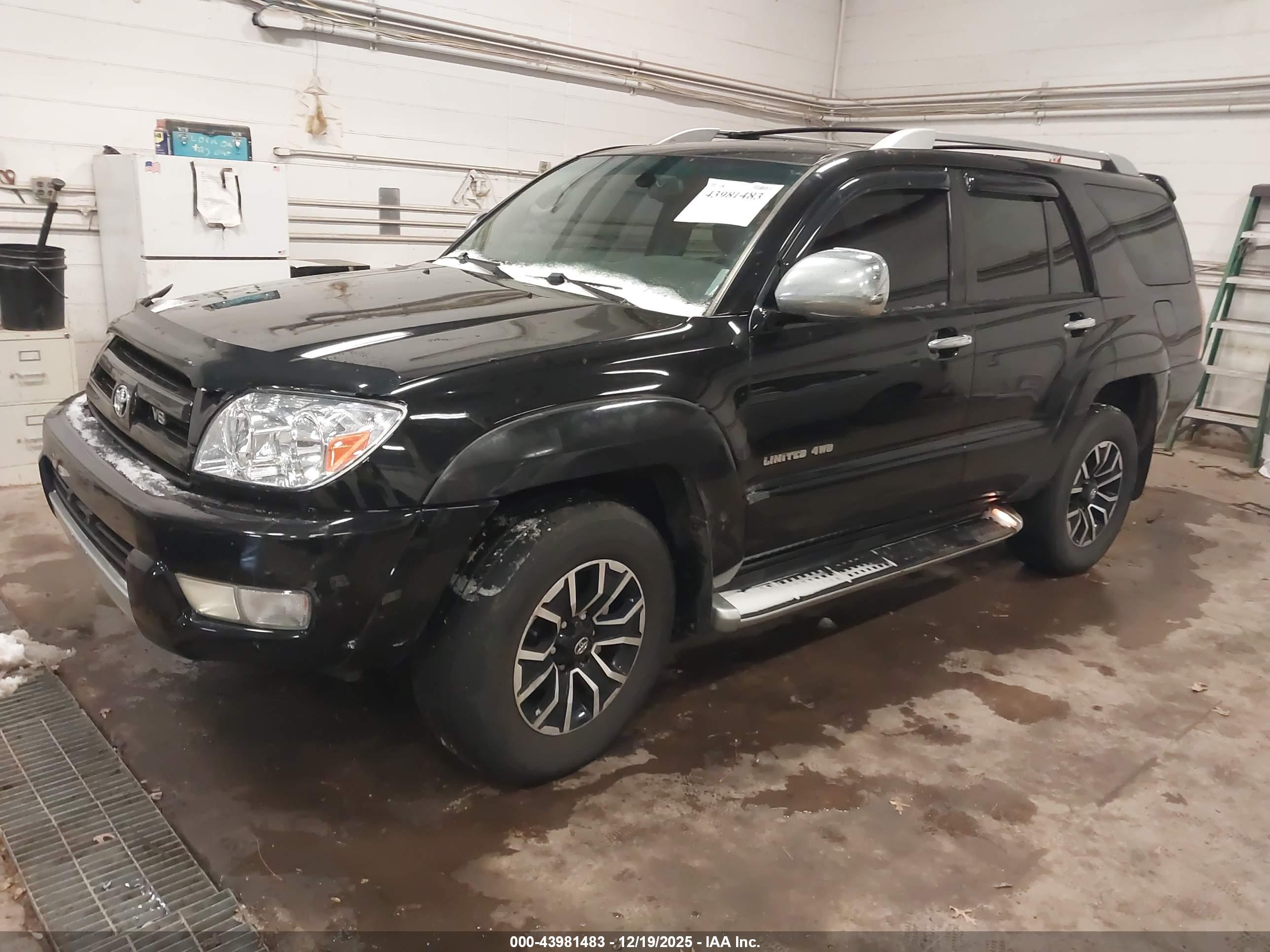 TOYOTA 4RUNNER image 2