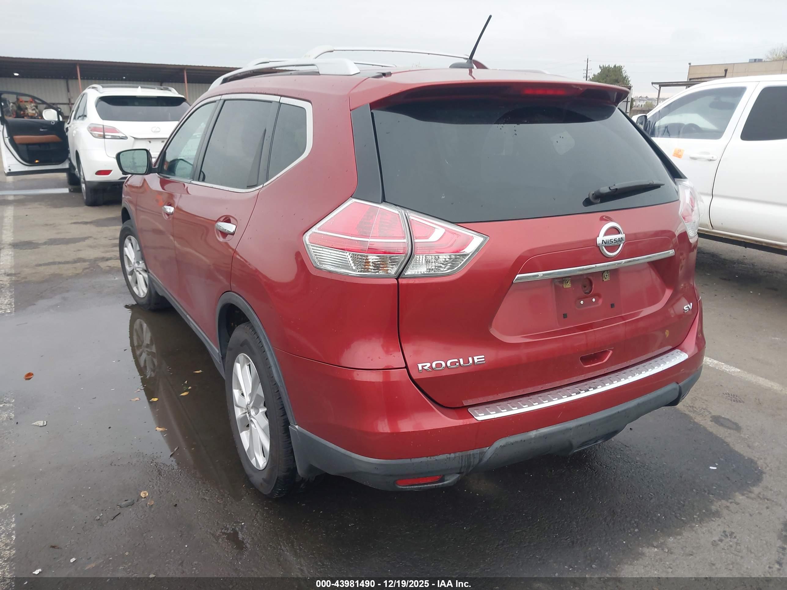 NISSAN ROGUE image 3