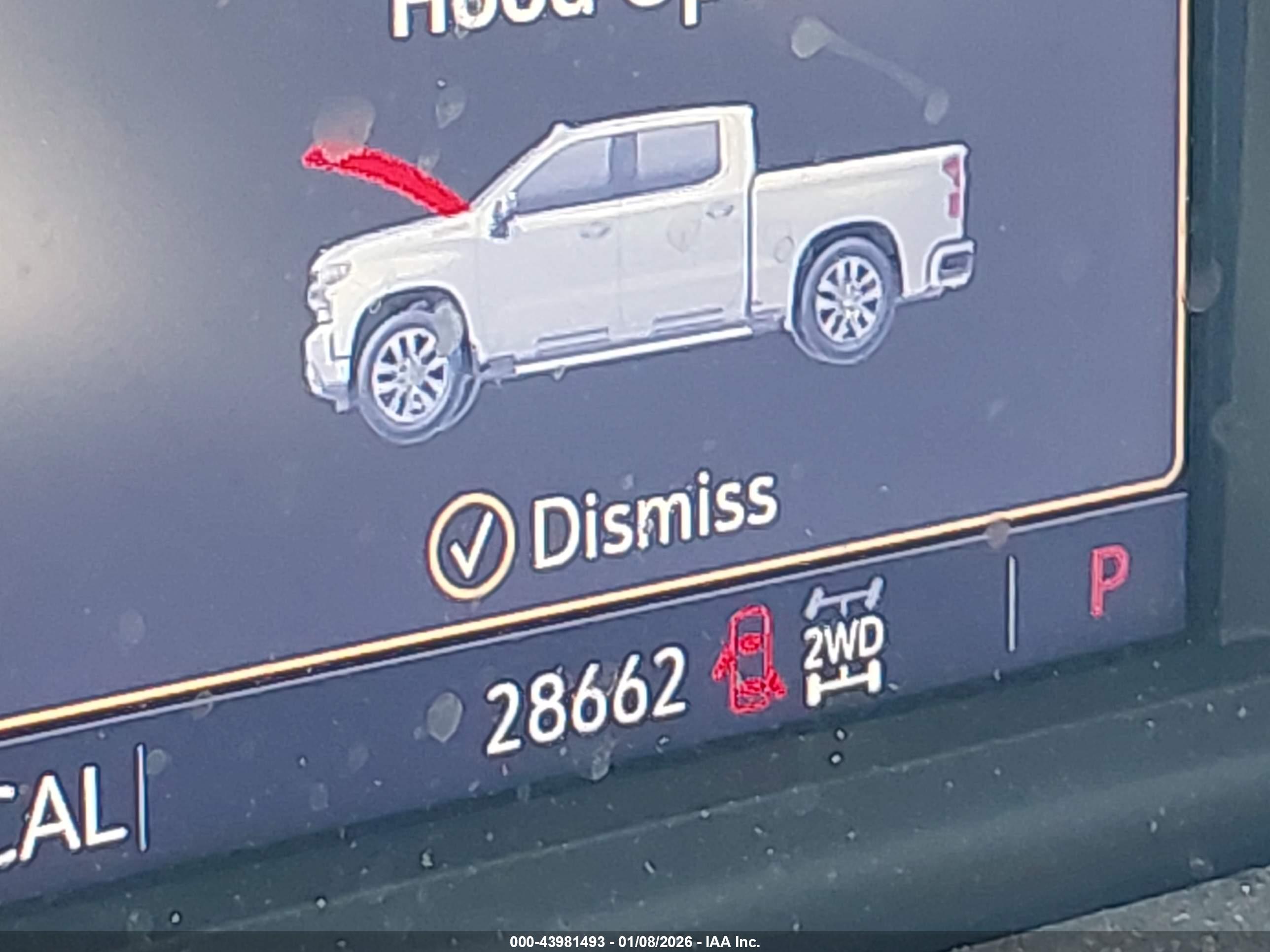 CHEVROLET SILVERADO image 7
