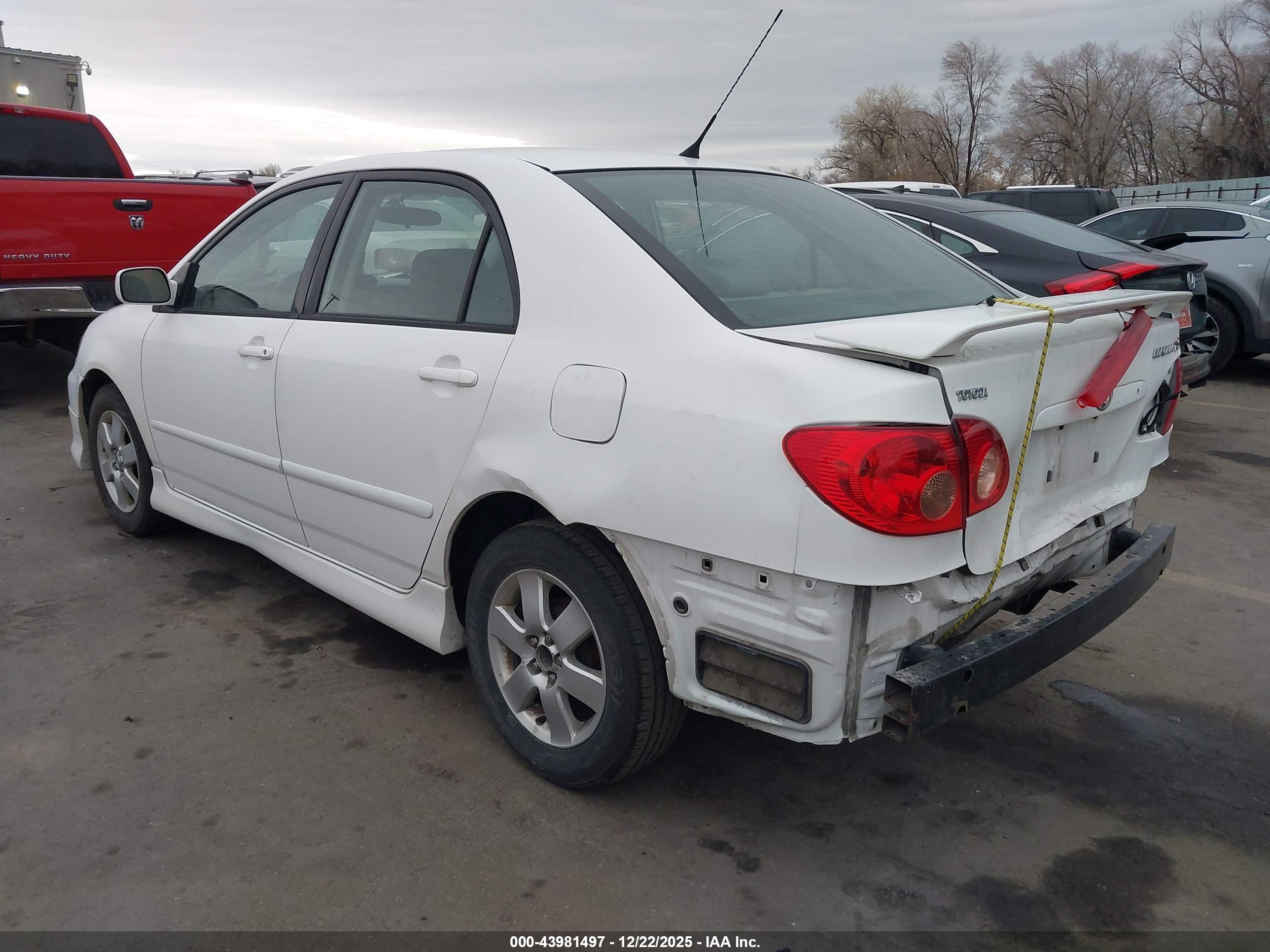 TOYOTA COROLLA image 3