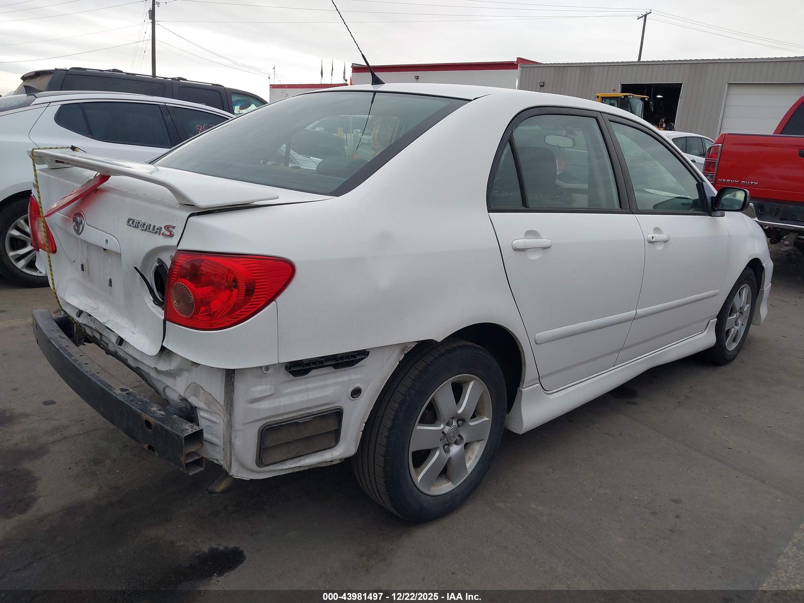 TOYOTA COROLLA image 4