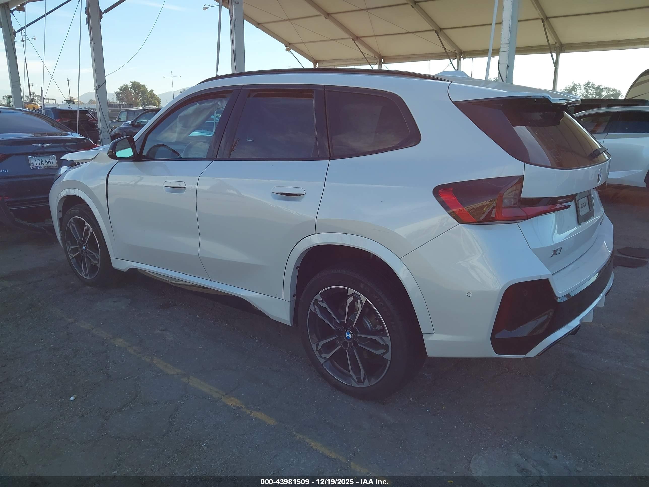 BMW X1 image 3