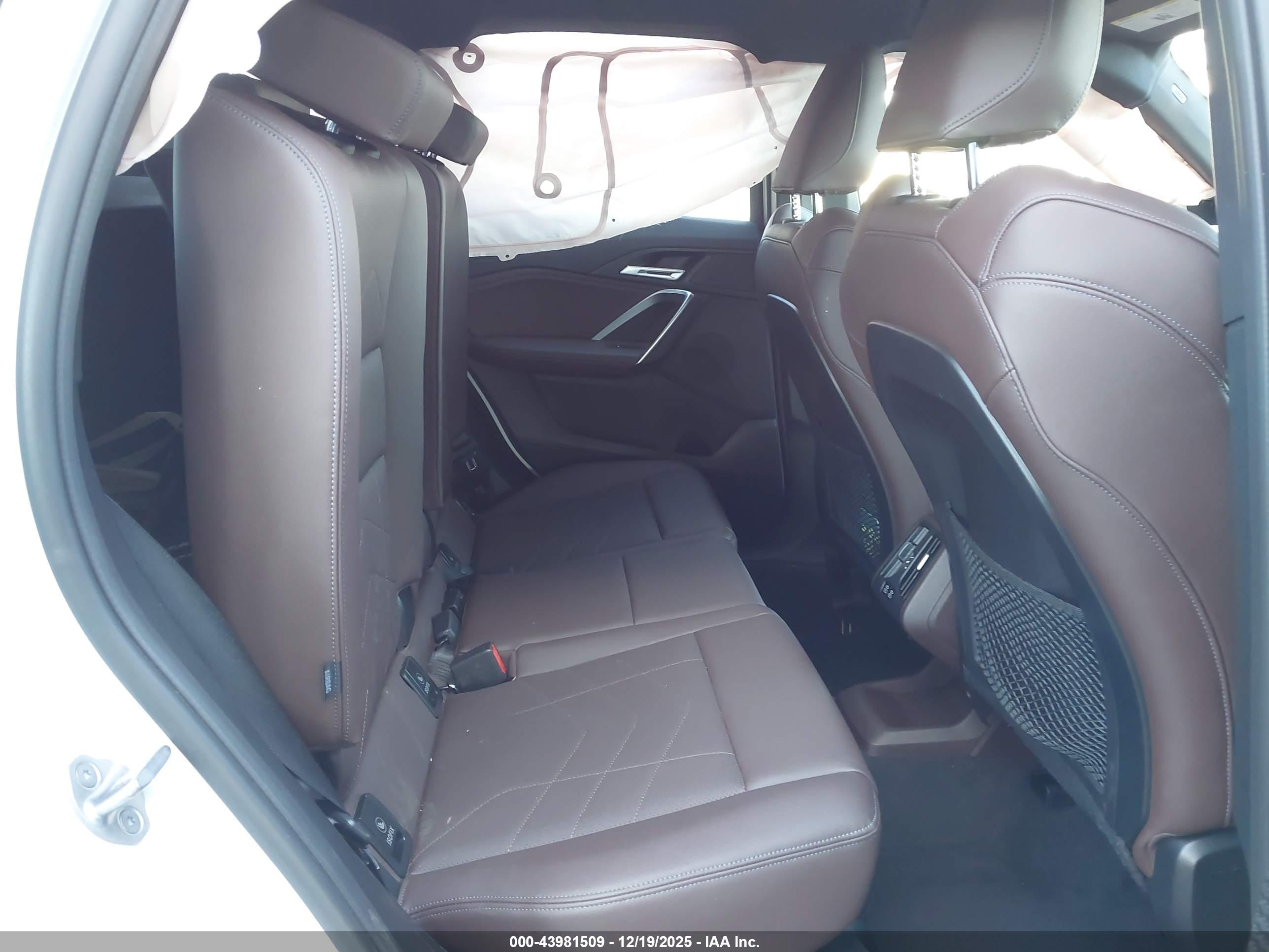 BMW X1 image 8