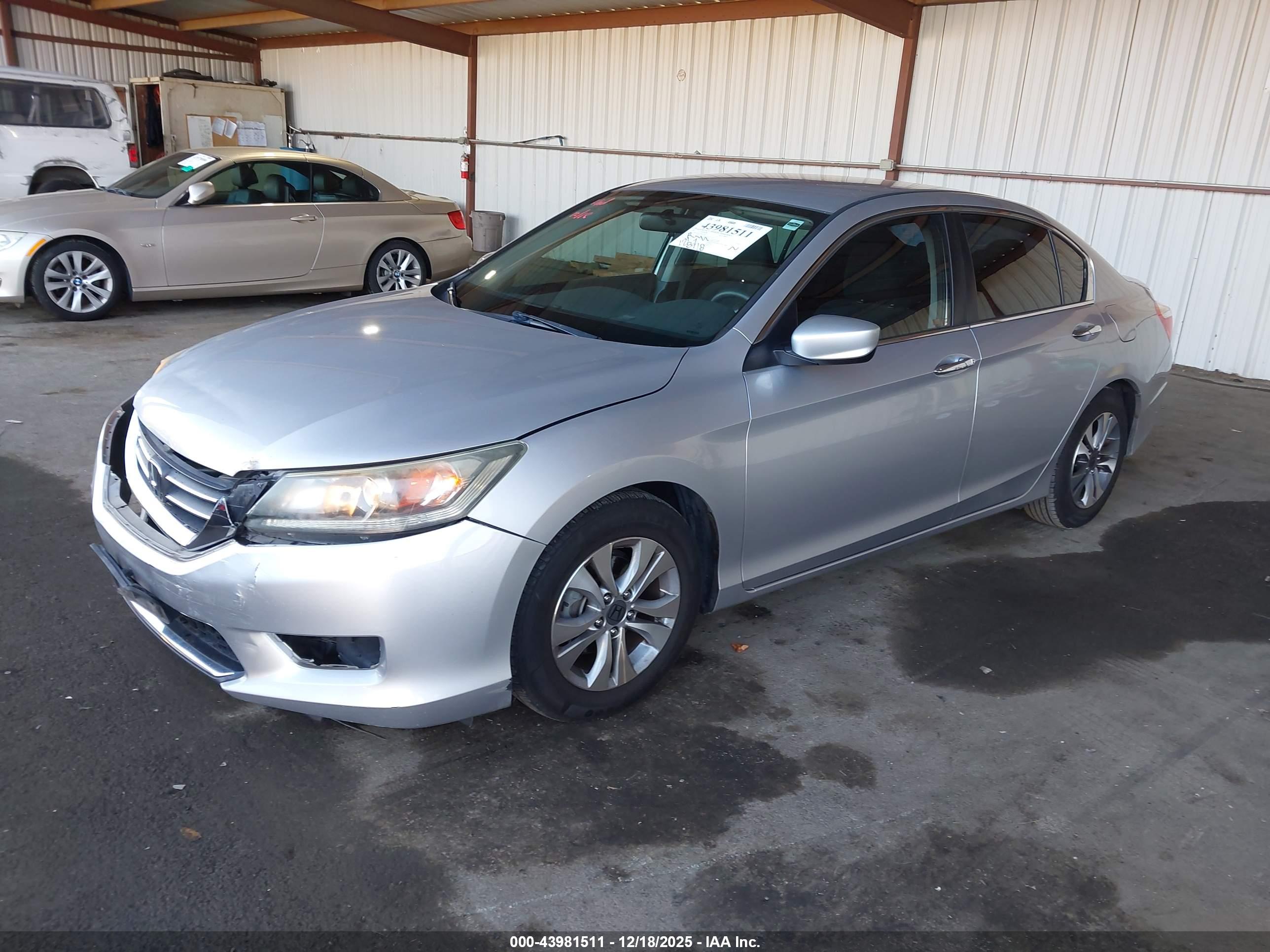 HONDA ACCORD image 2