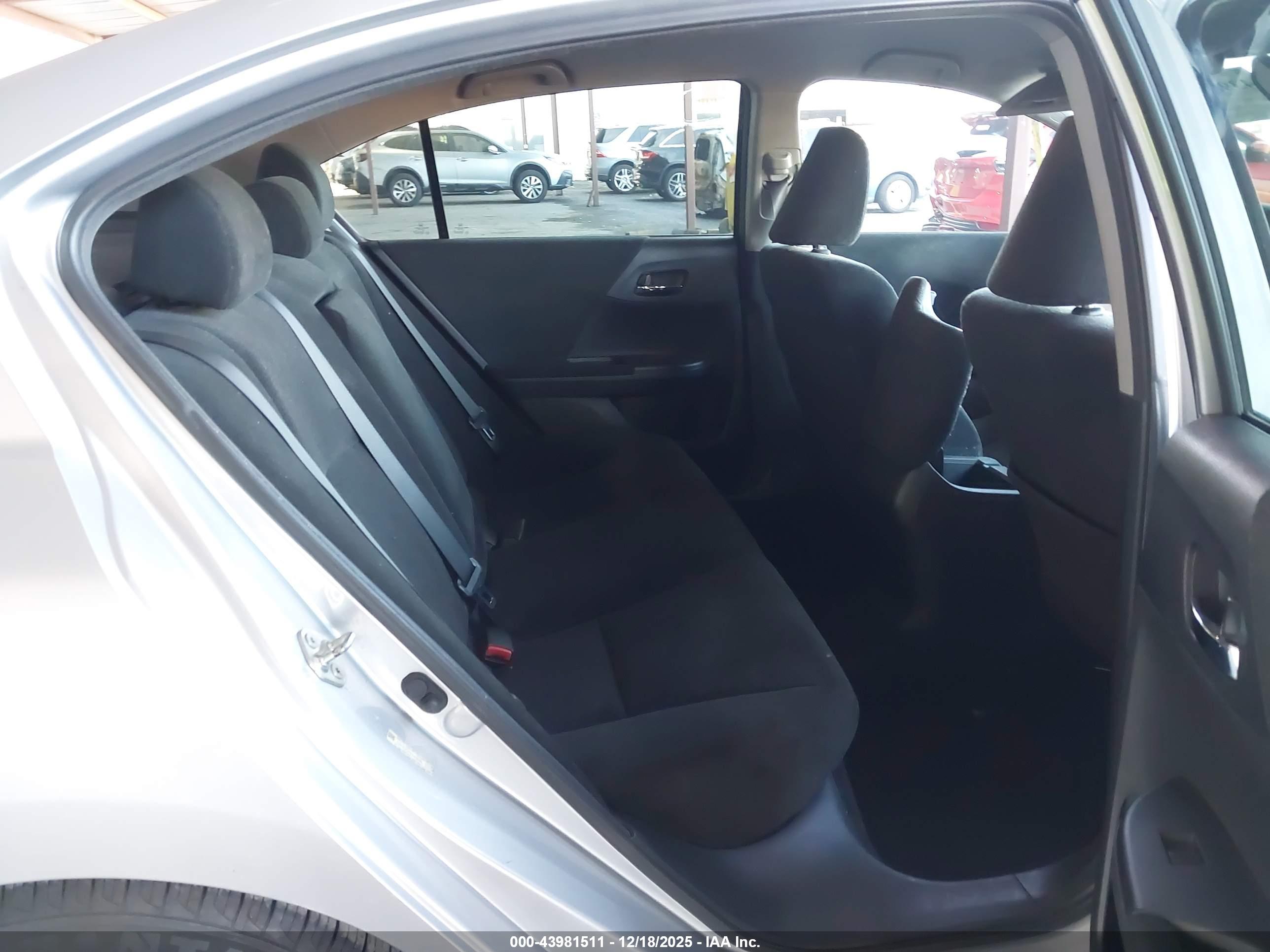 HONDA ACCORD image 8