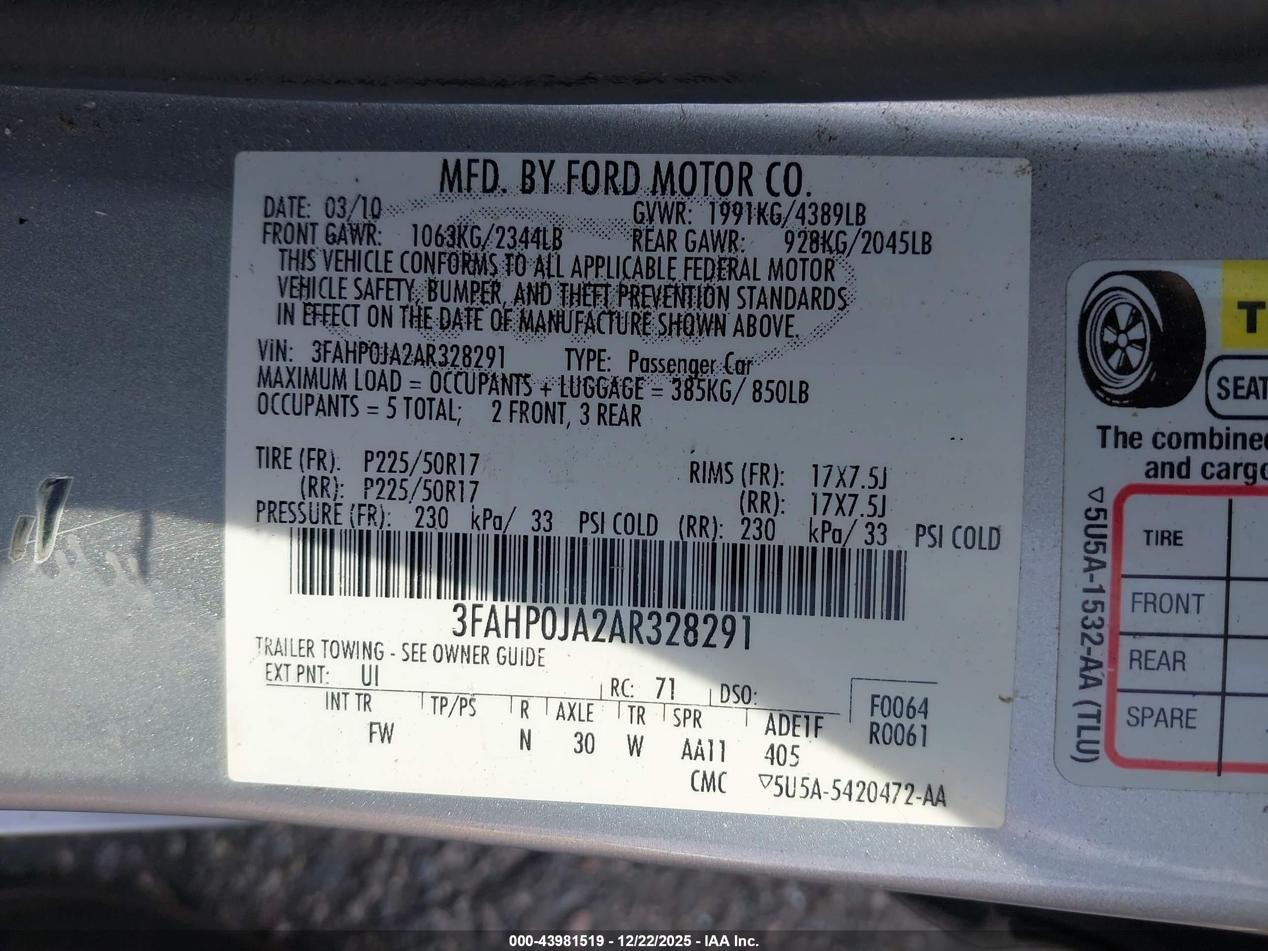 FORD FUSION image 9