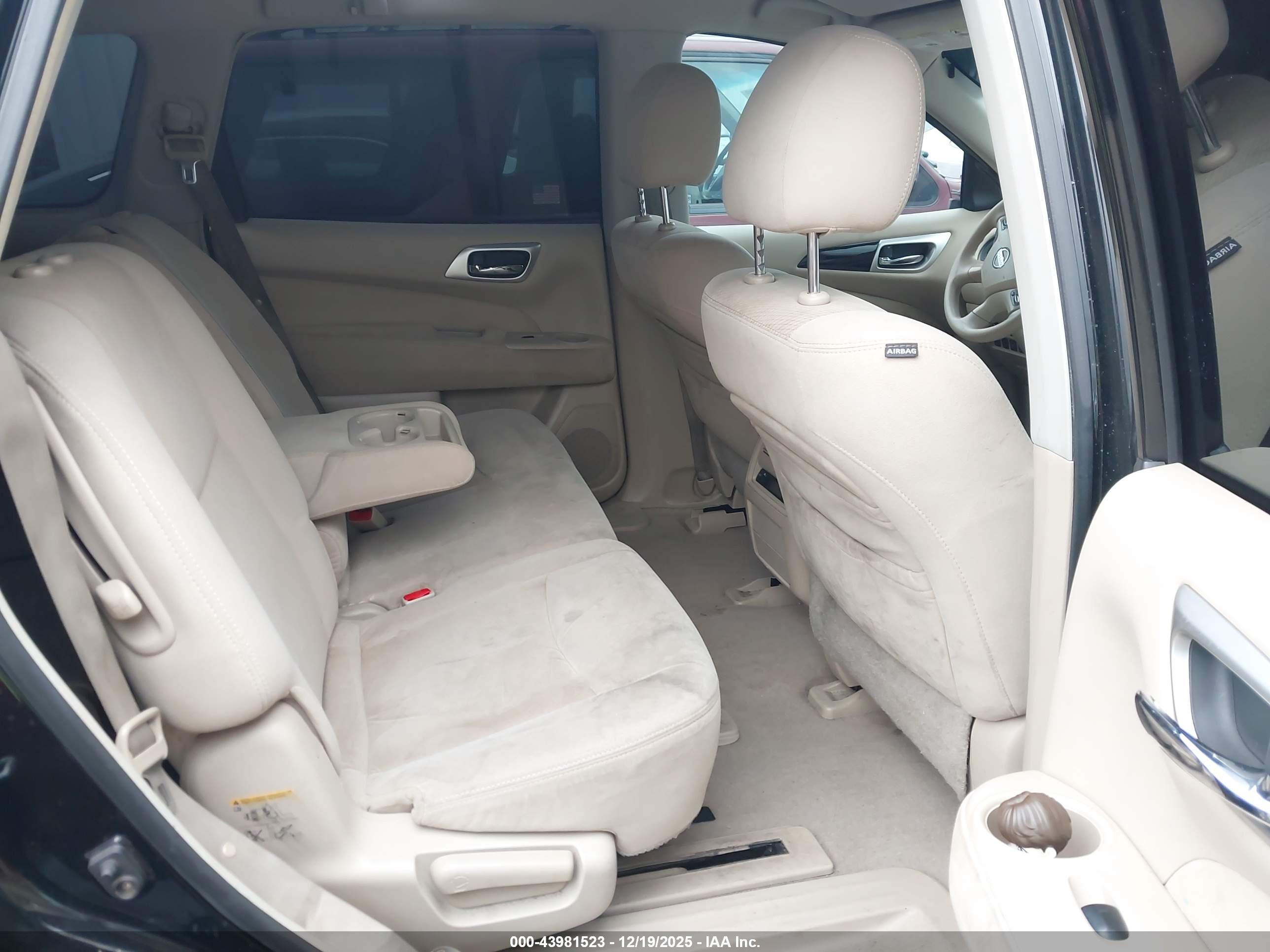 NISSAN PATHFINDER image 8