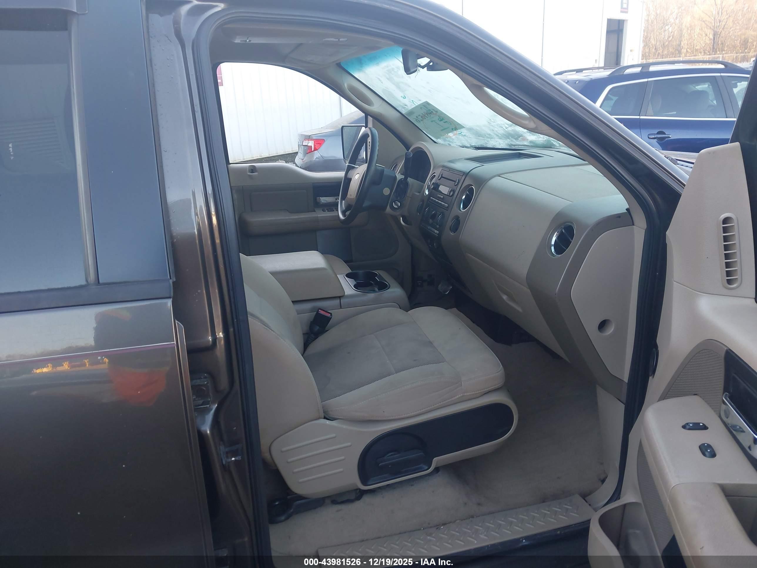 FORD F-150 image 5