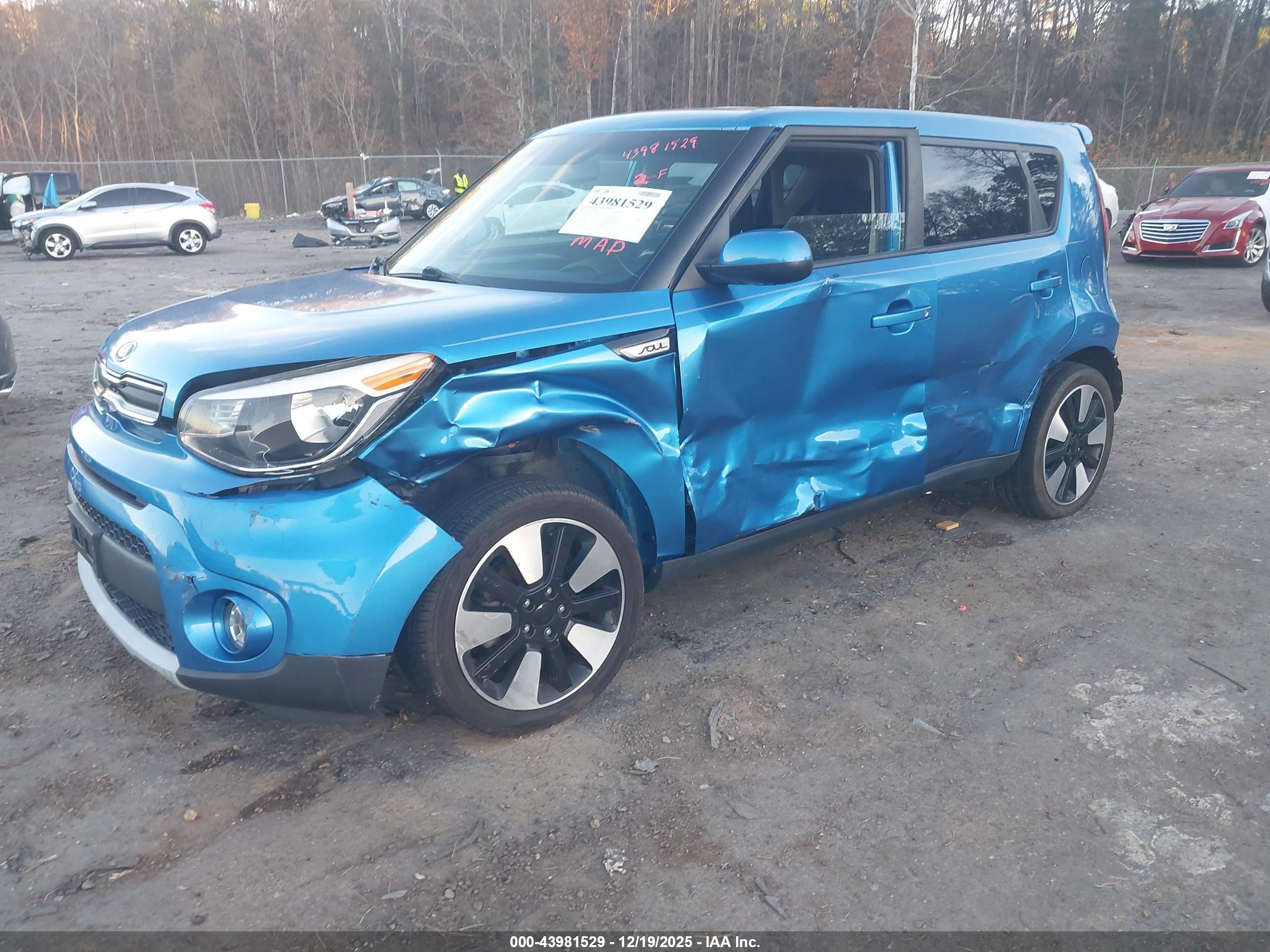KIA SOUL image 2