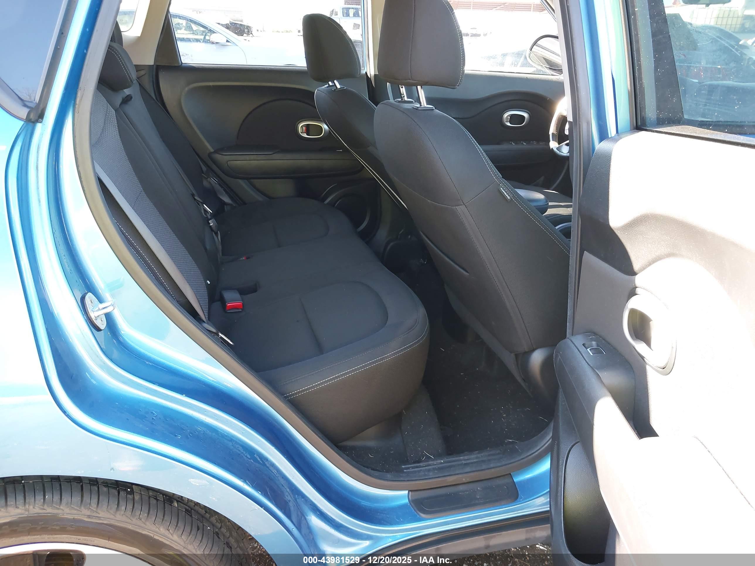 KIA SOUL image 8