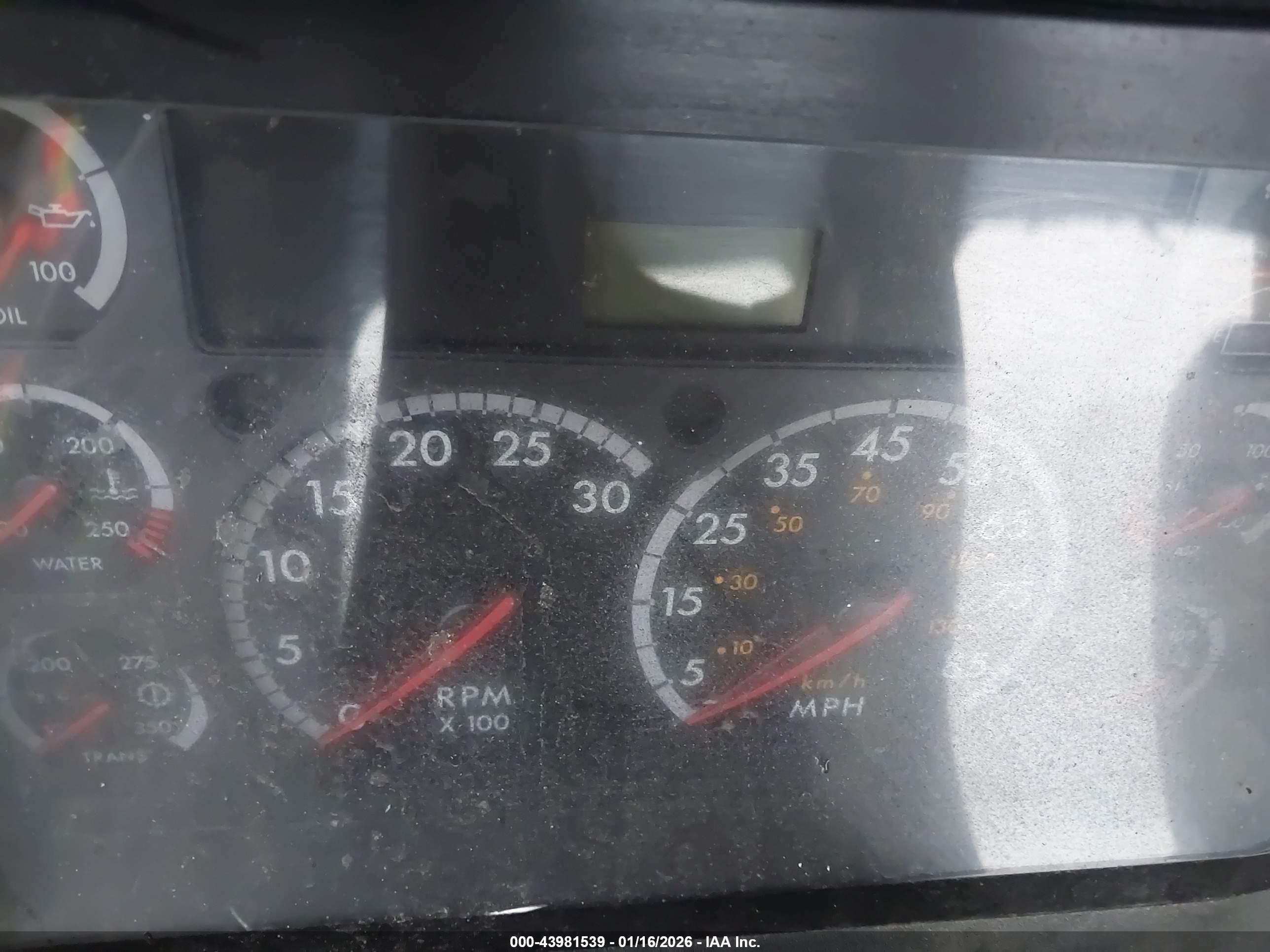 FREIGHTLINER CASCADIA image 6
