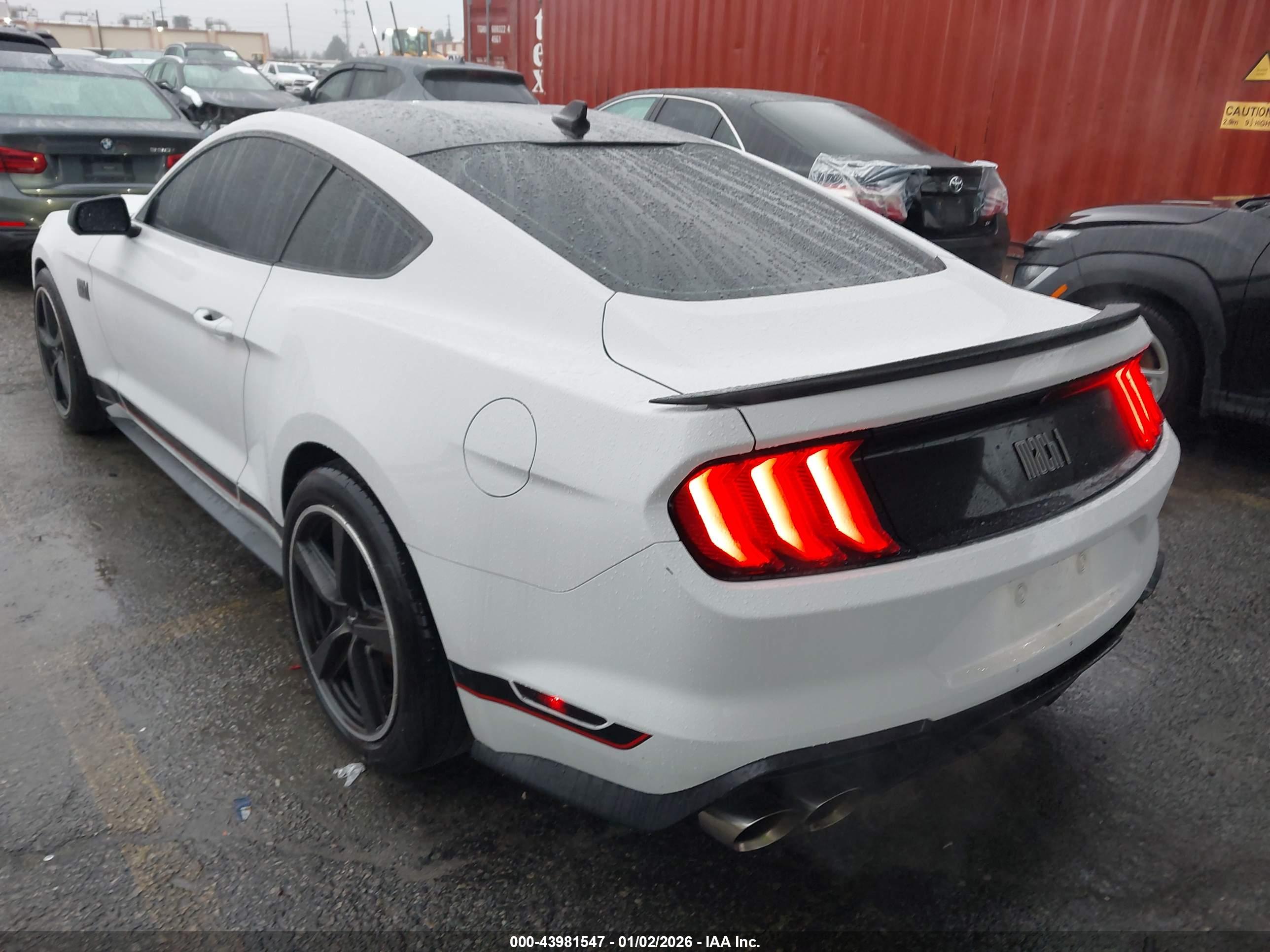 FORD MUSTANG image 3
