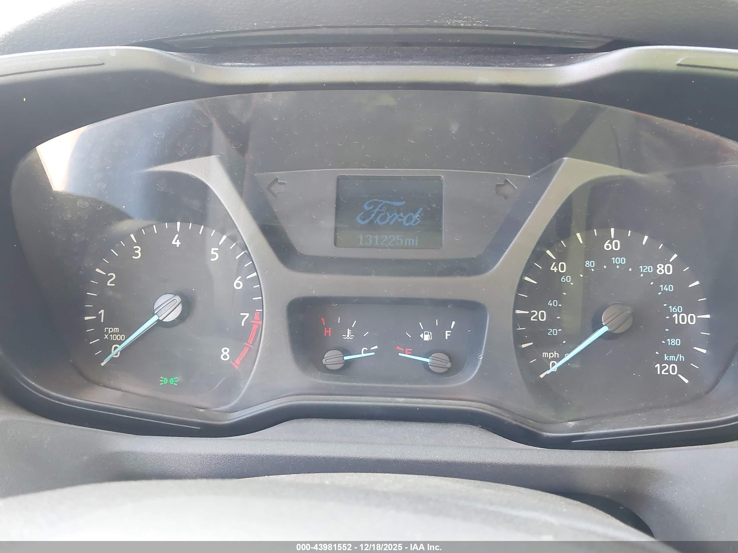 FORD TRANSIT-250 image 7