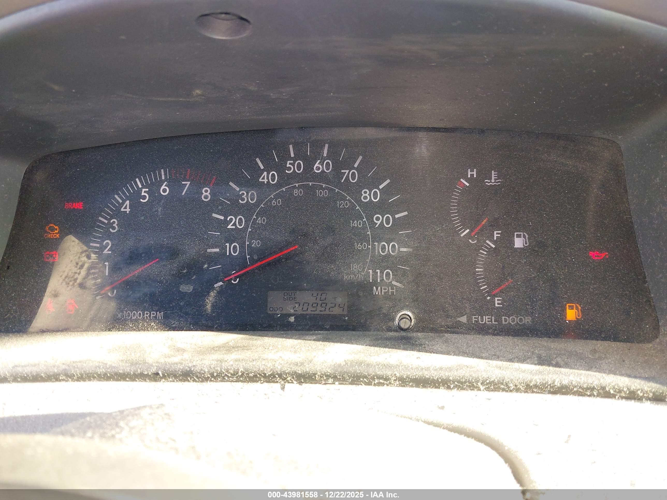 TOYOTA COROLLA image 7