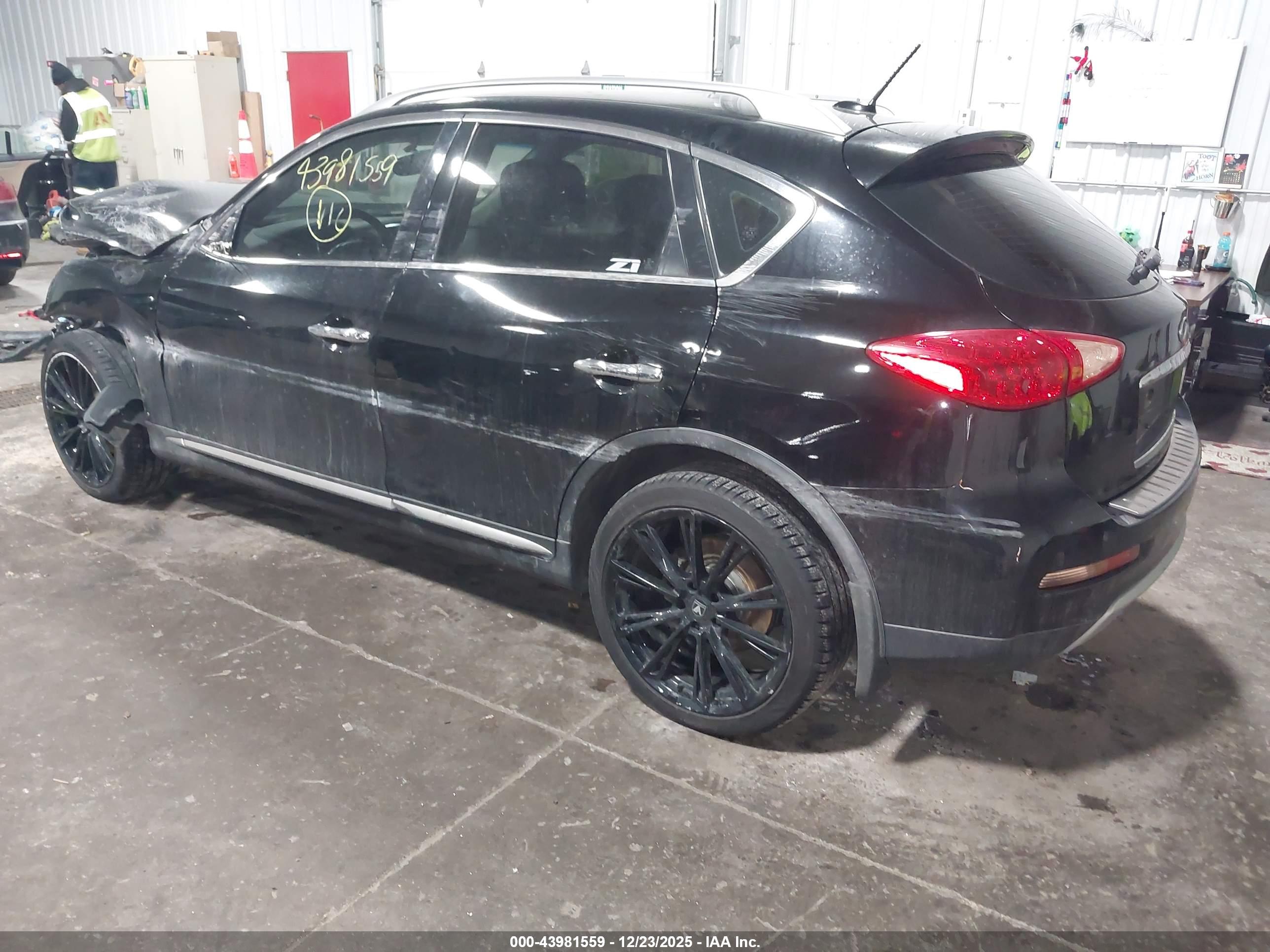 INFINITI QX50 image 3