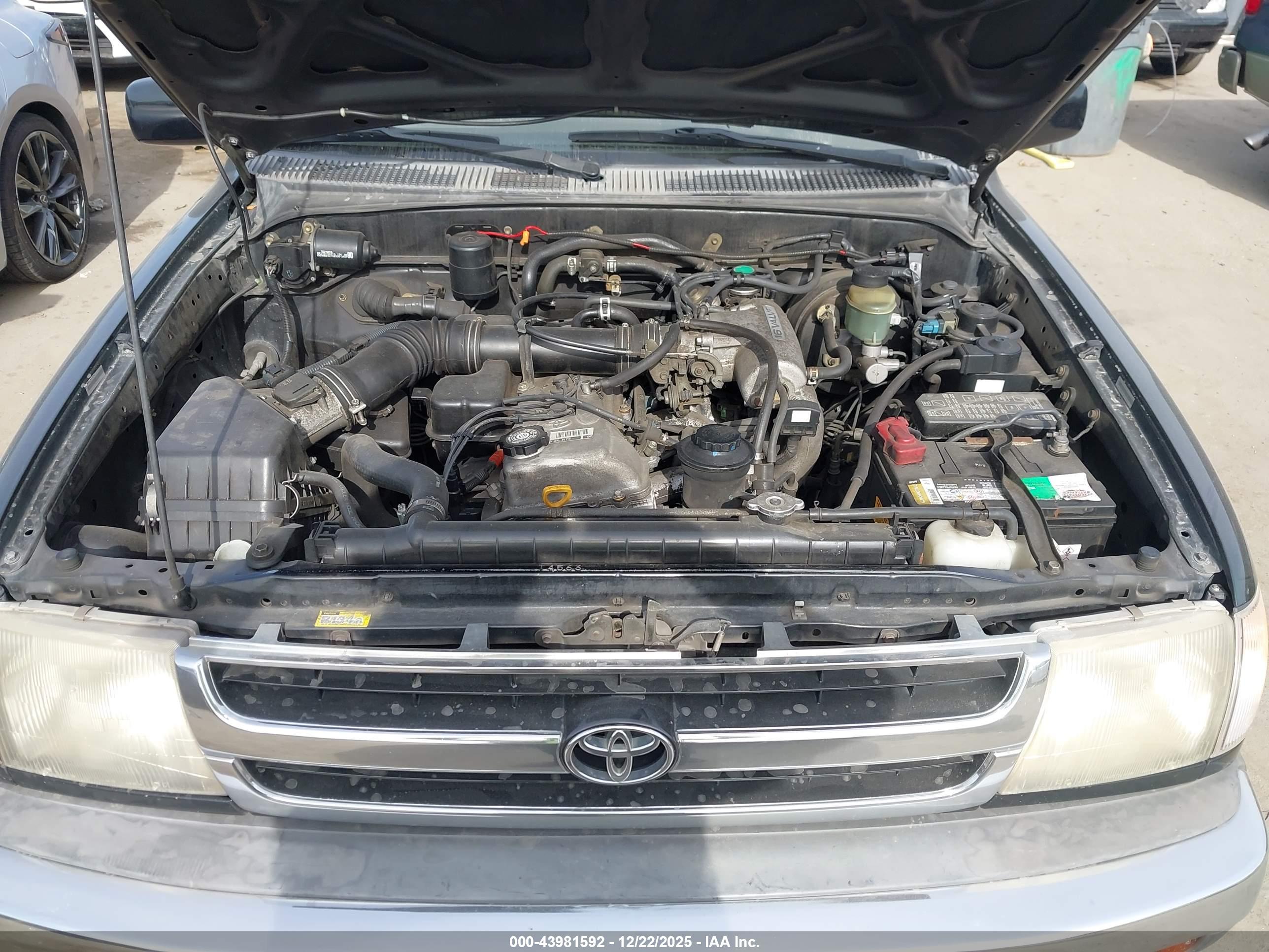 TOYOTA TACOMA image 10