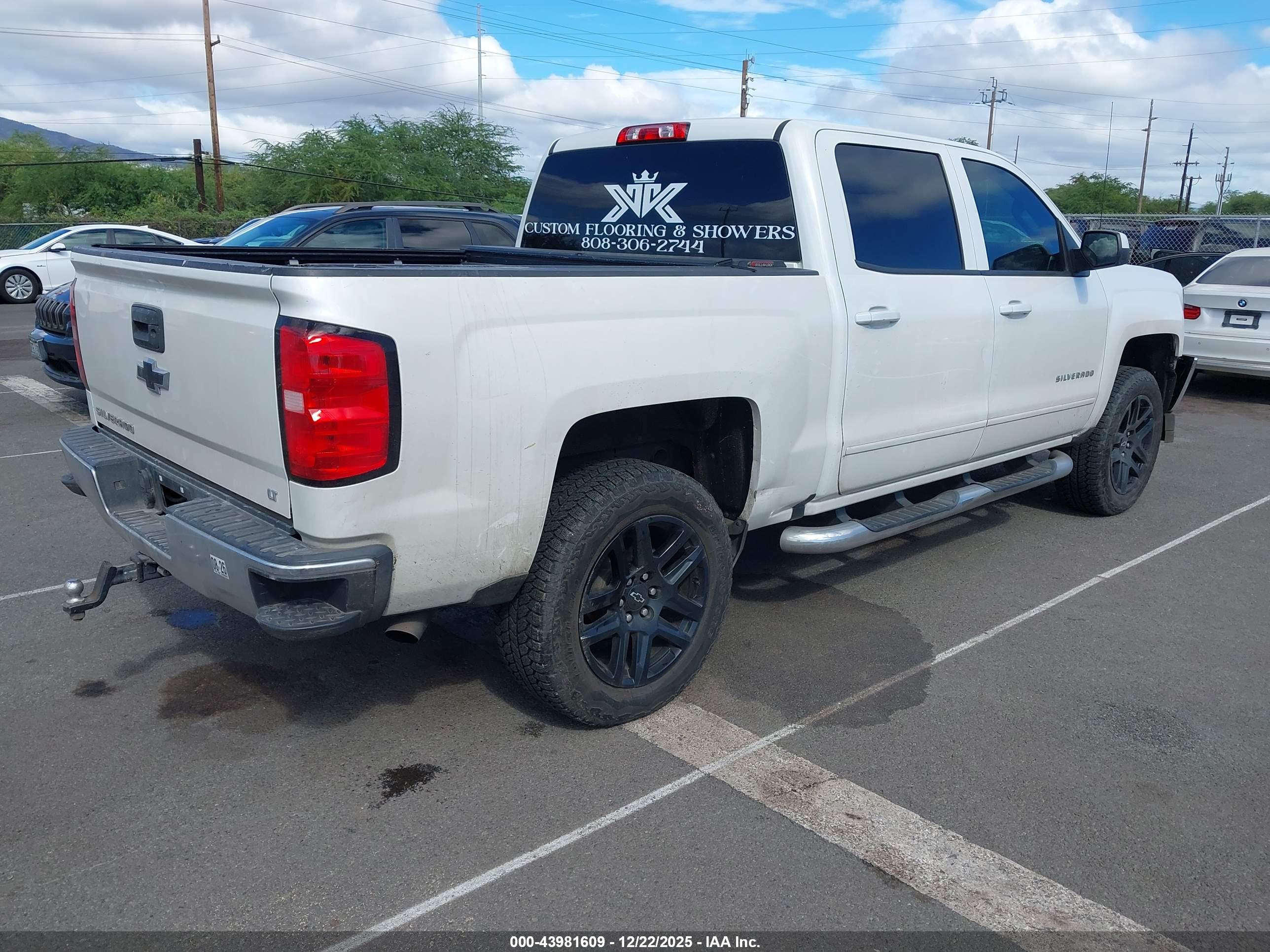 CHEVROLET SILVERADO image 4