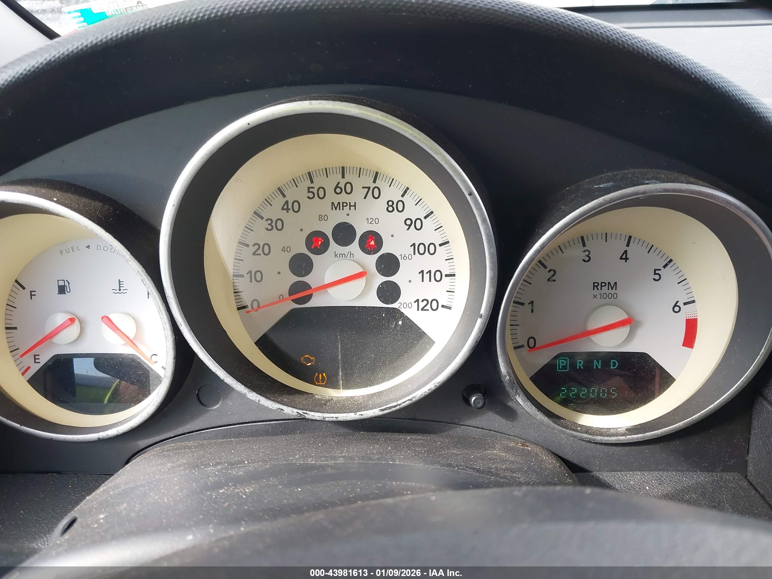 DODGE CALIBER image 7