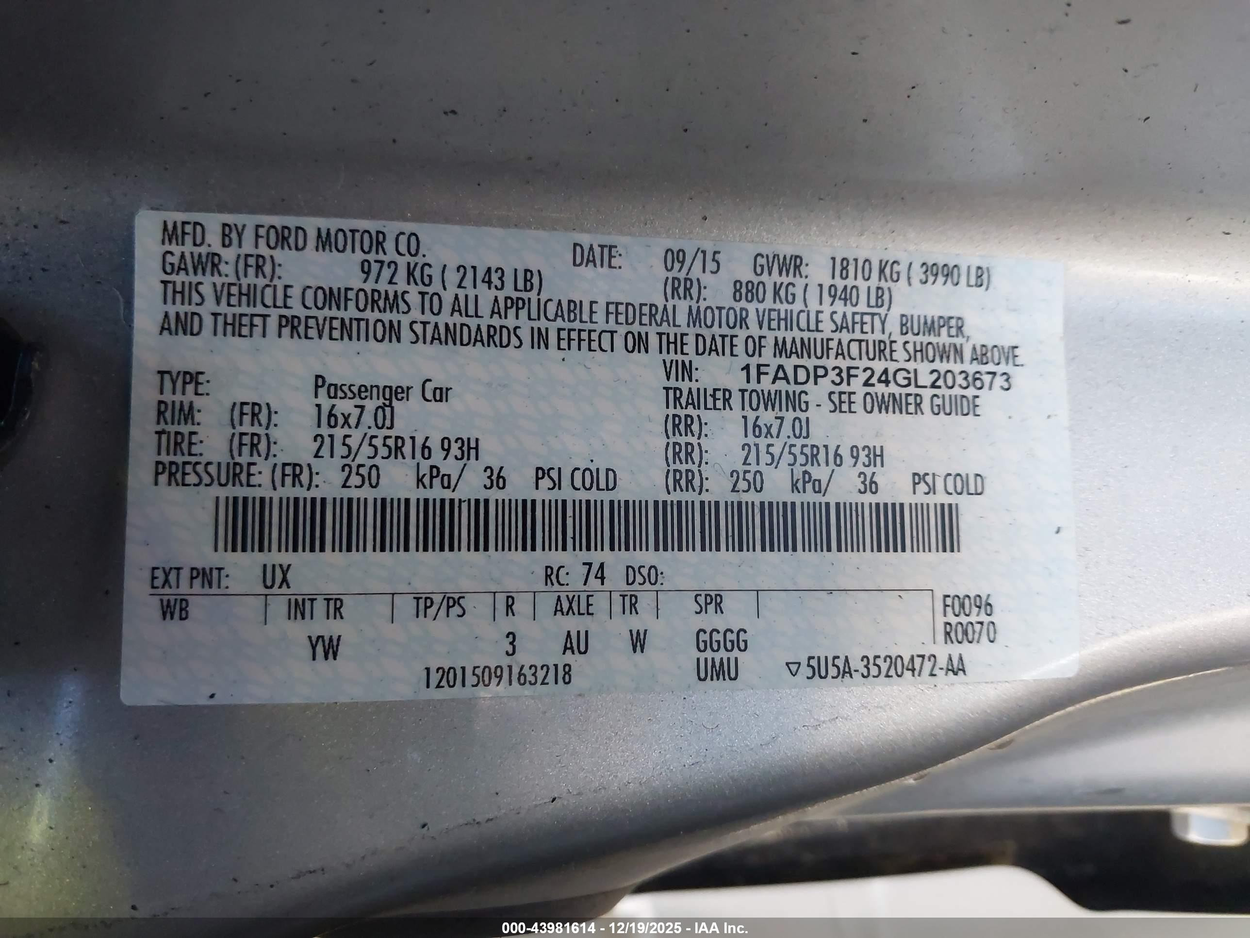 FORD FOCUS image 9