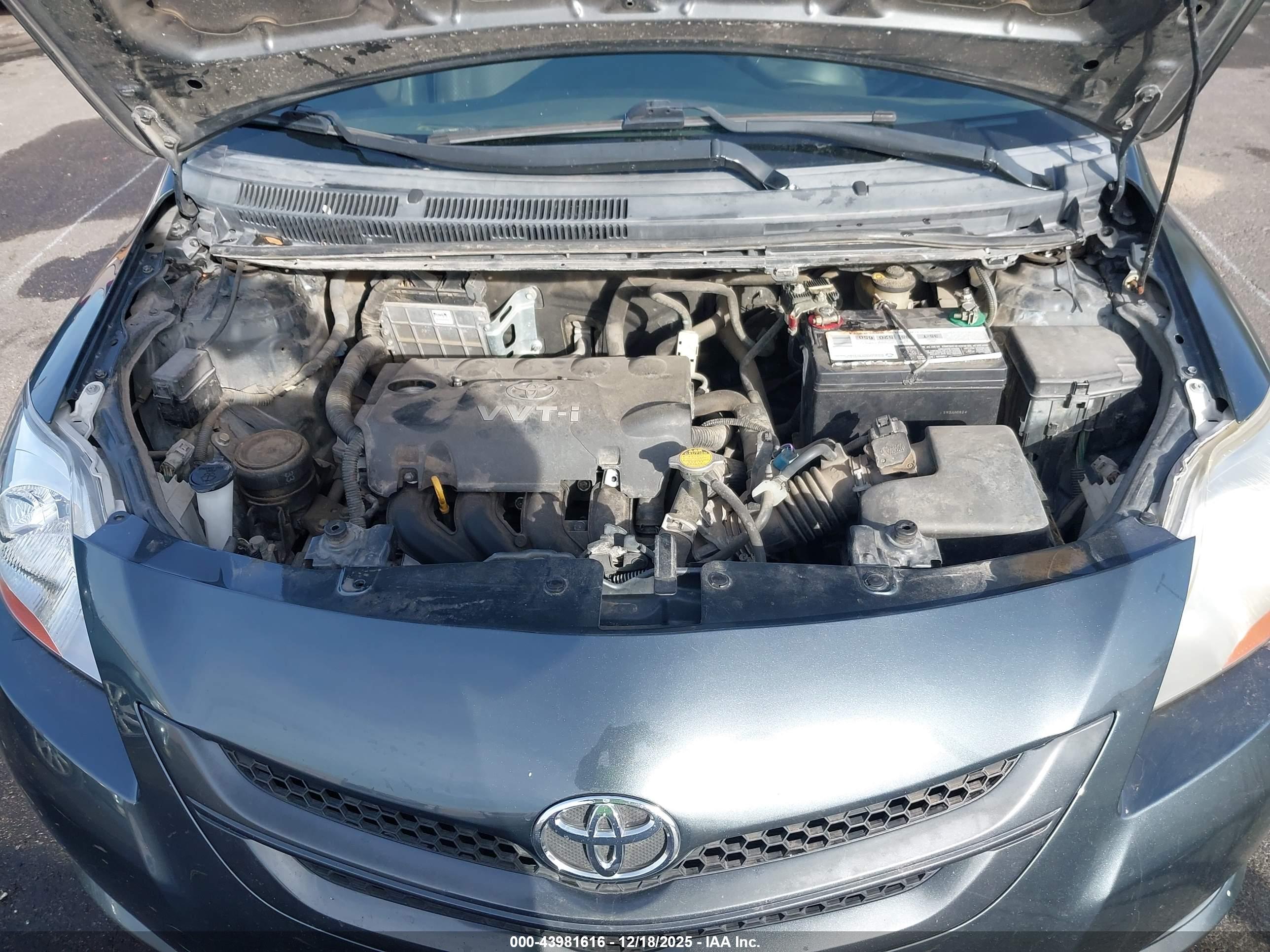 TOYOTA YARIS image 10