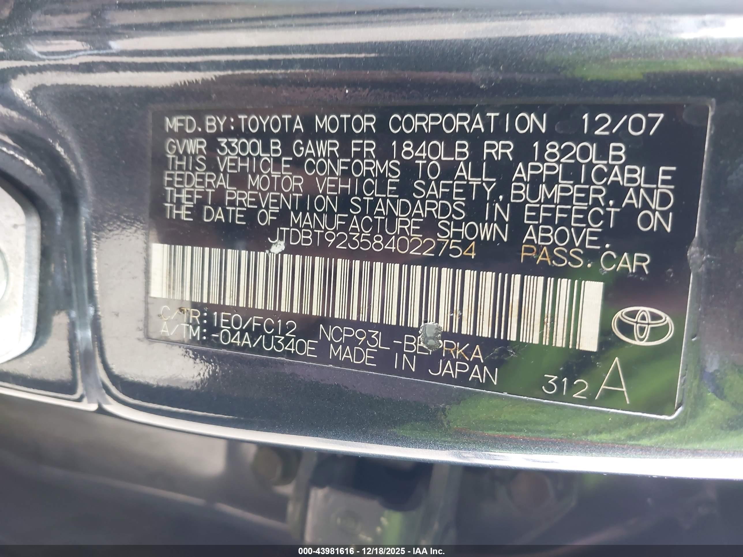 TOYOTA YARIS image 9