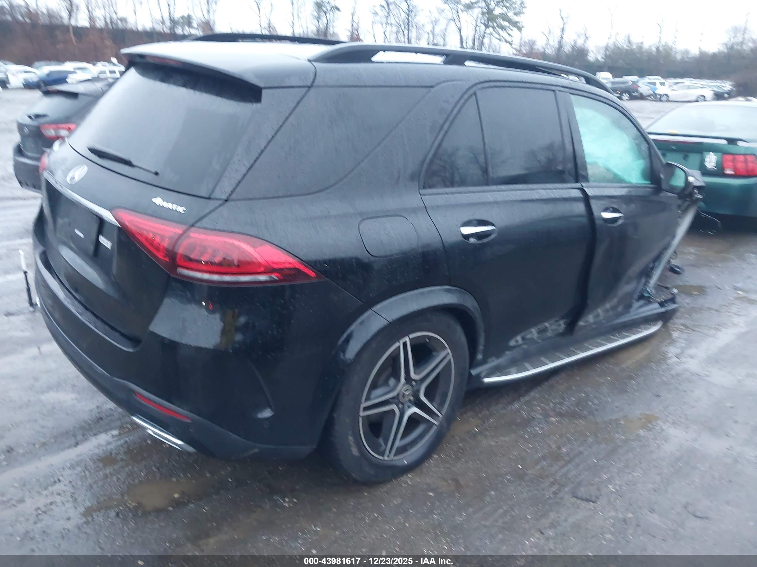 MERCEDES-BENZ GLE image 4