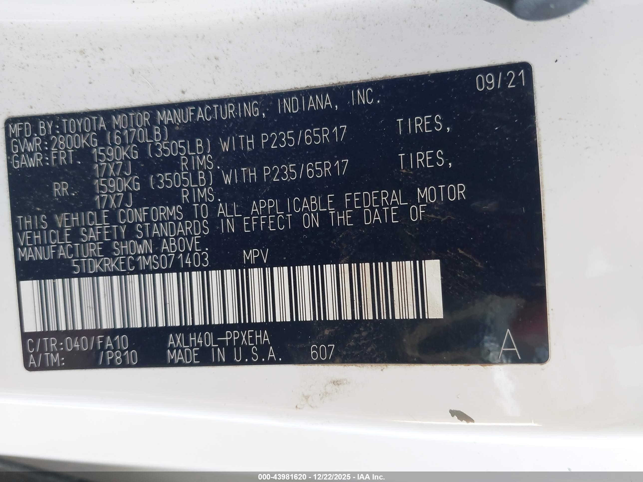 TOYOTA SIENNA image 9