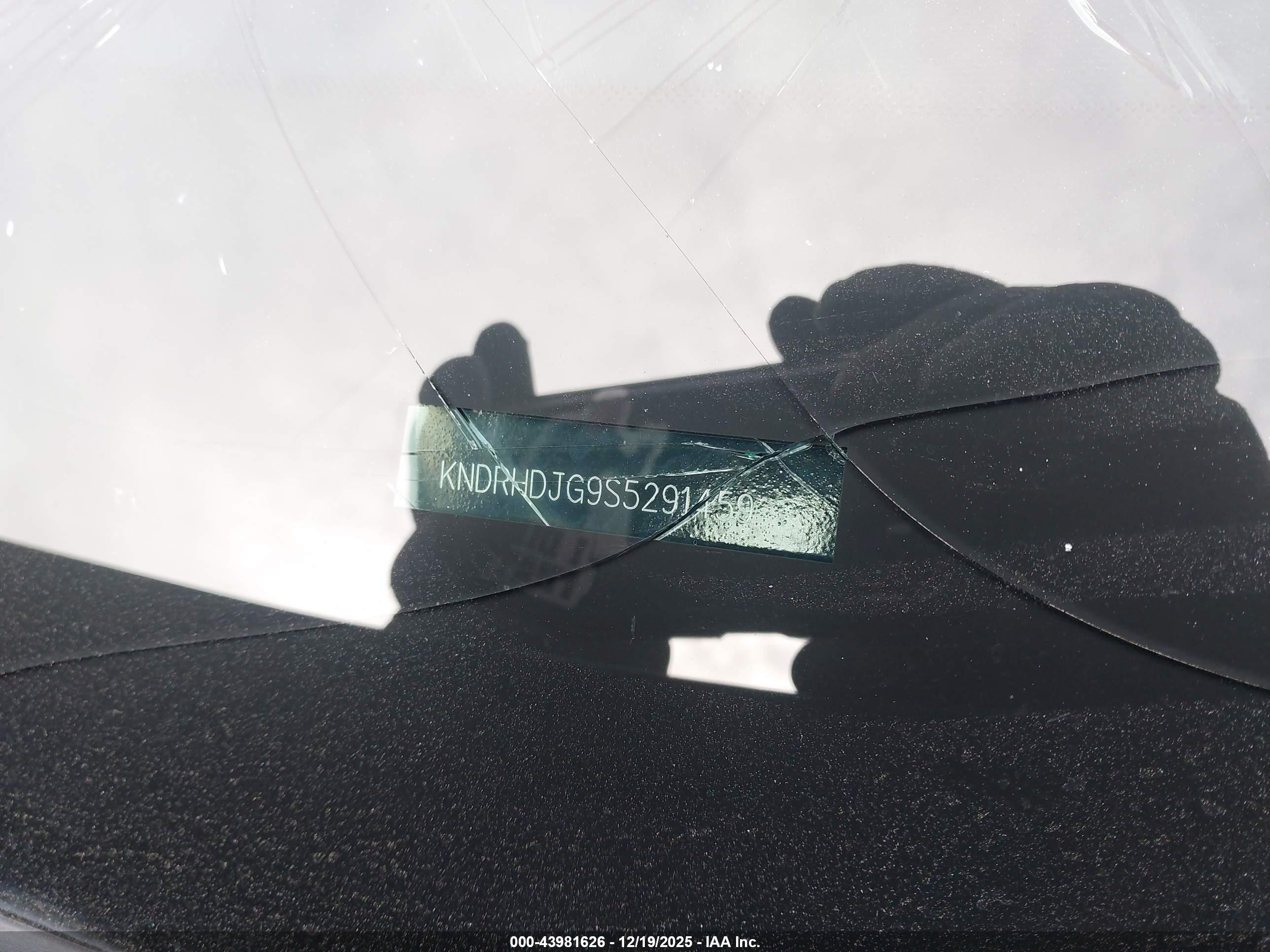 KIA SORENTO image 9