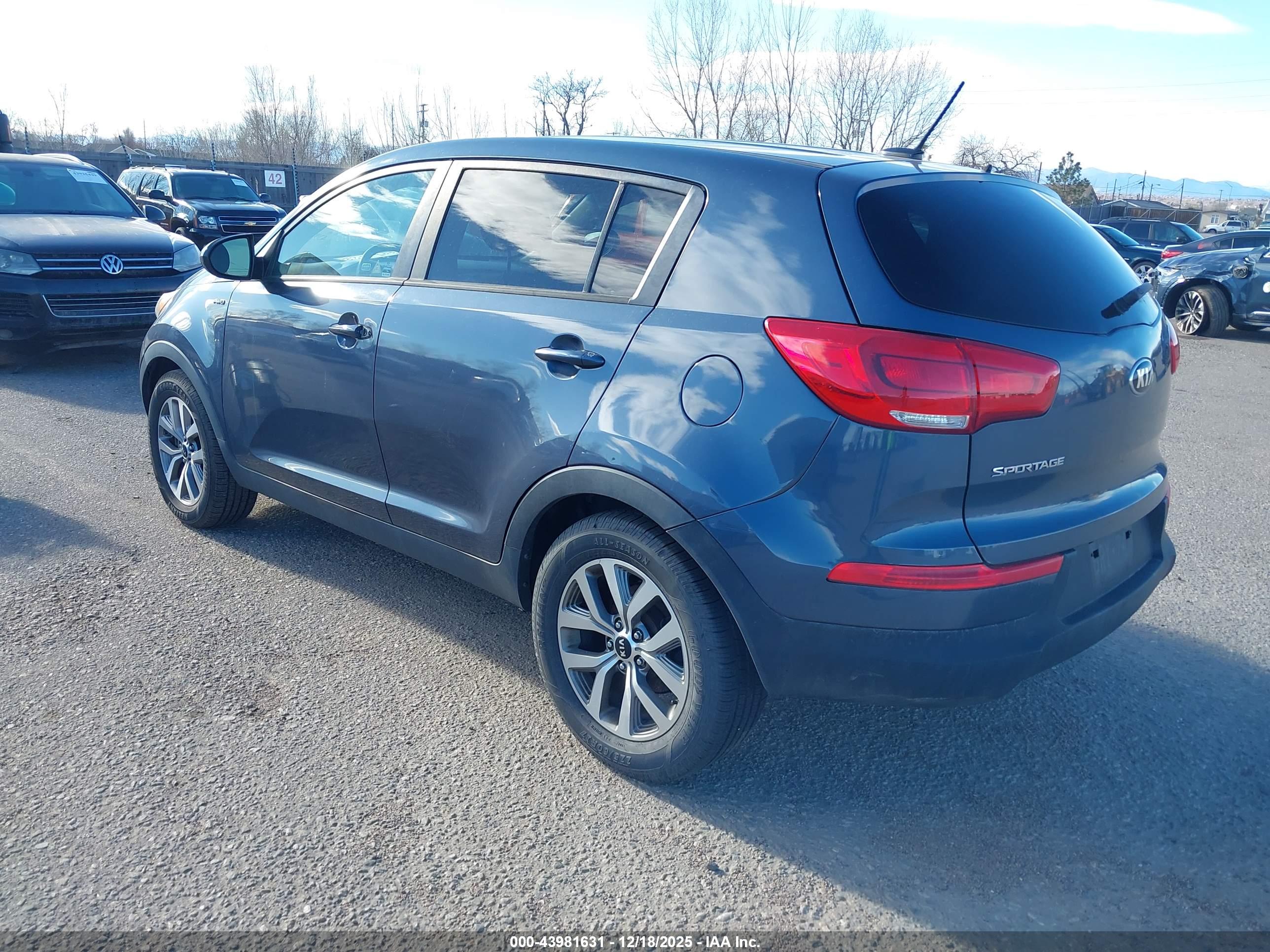 KIA SPORTAGE image 3