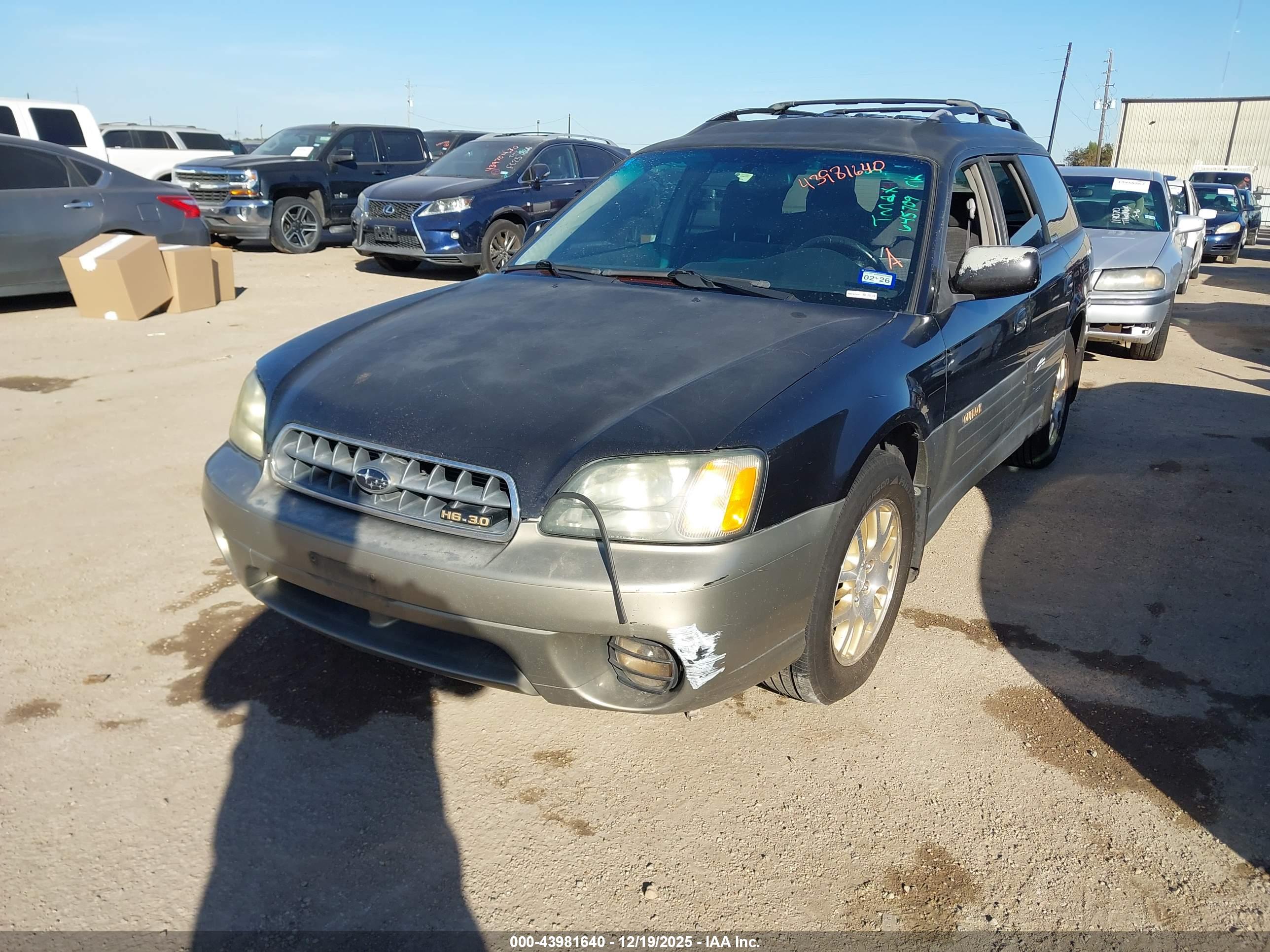 SUBARU OUTBACK image 2