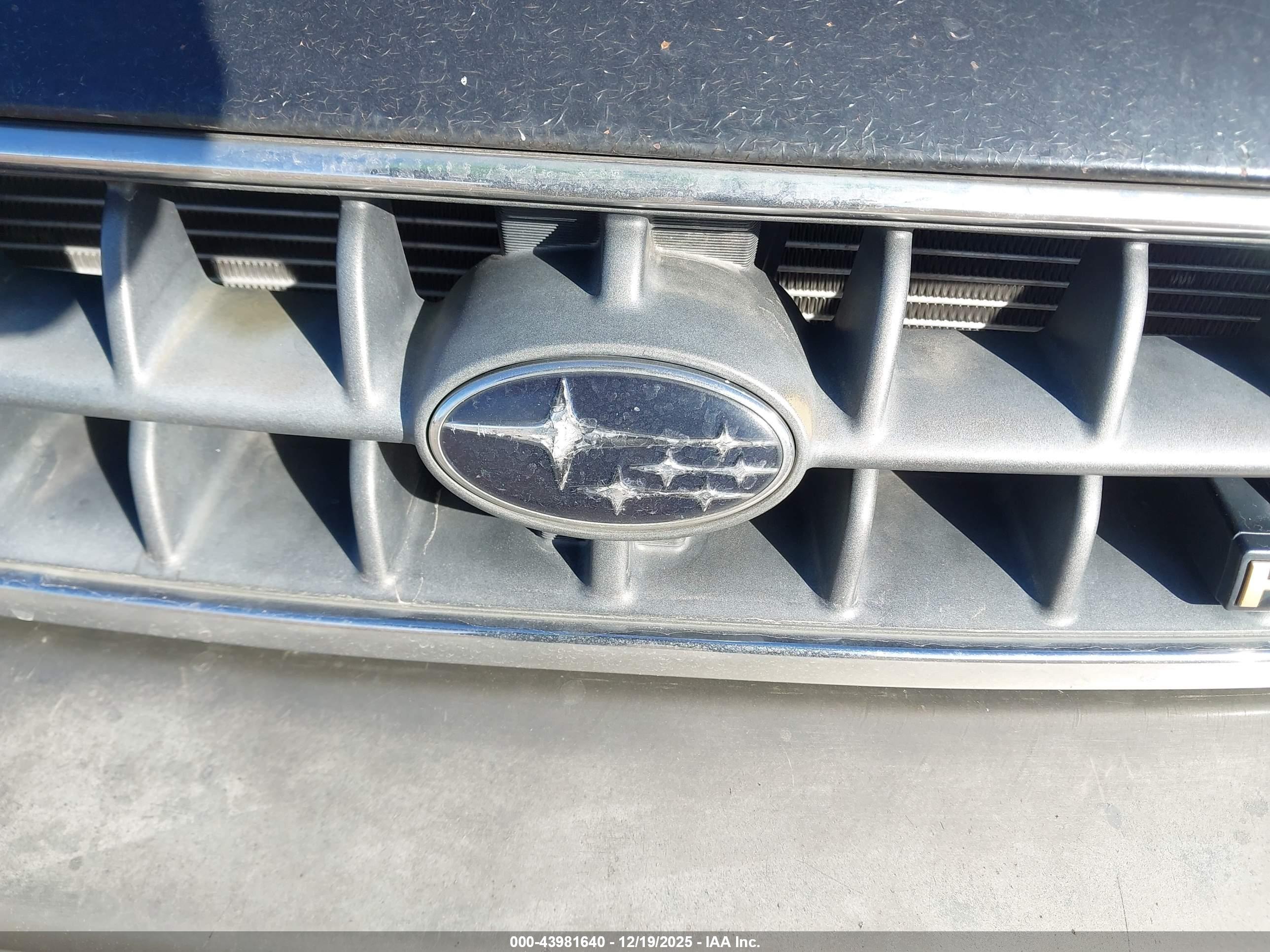 SUBARU OUTBACK image 6