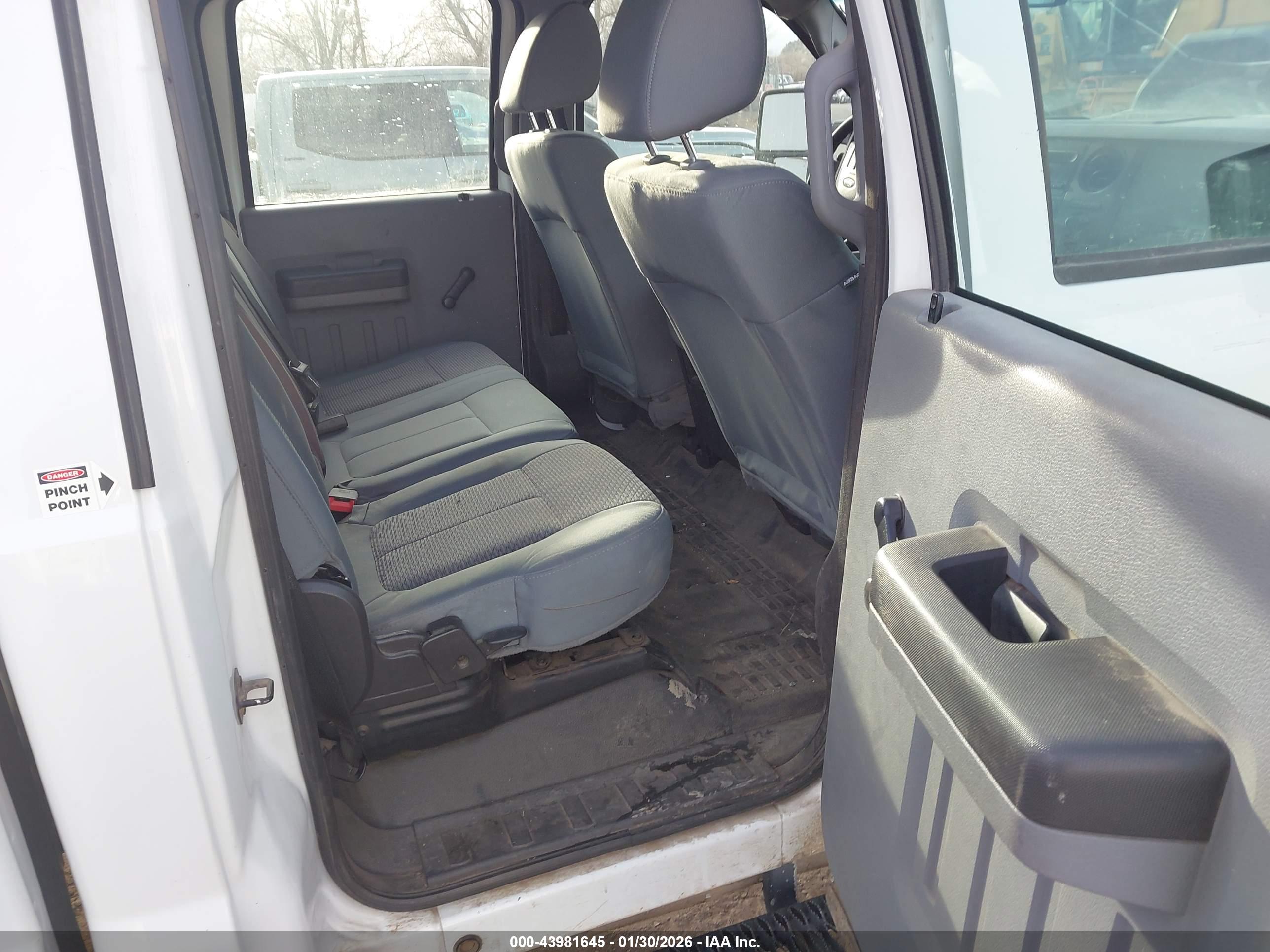 FORD F-250 image 8