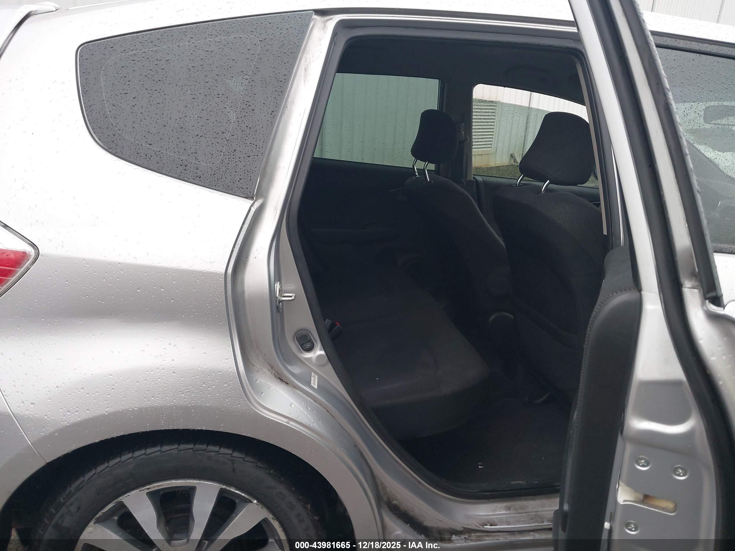 HONDA FIT image 8