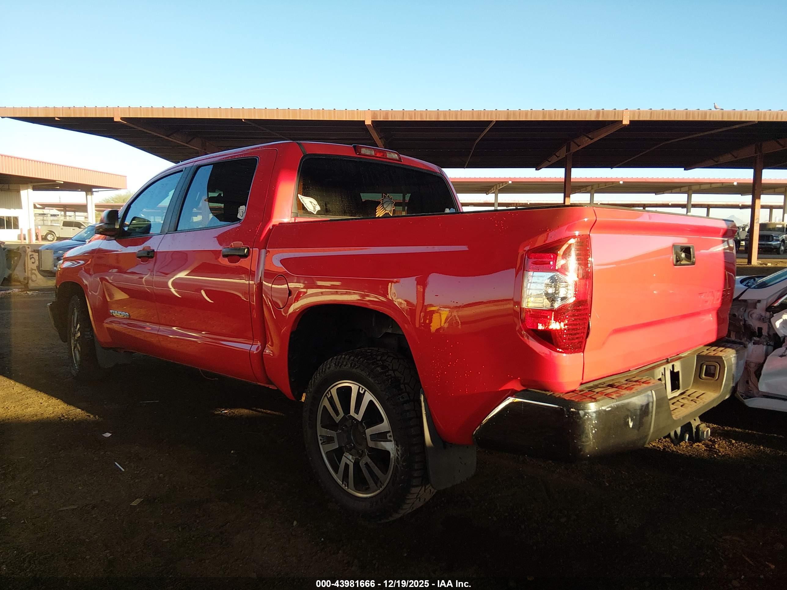 TOYOTA TUNDRA image 3