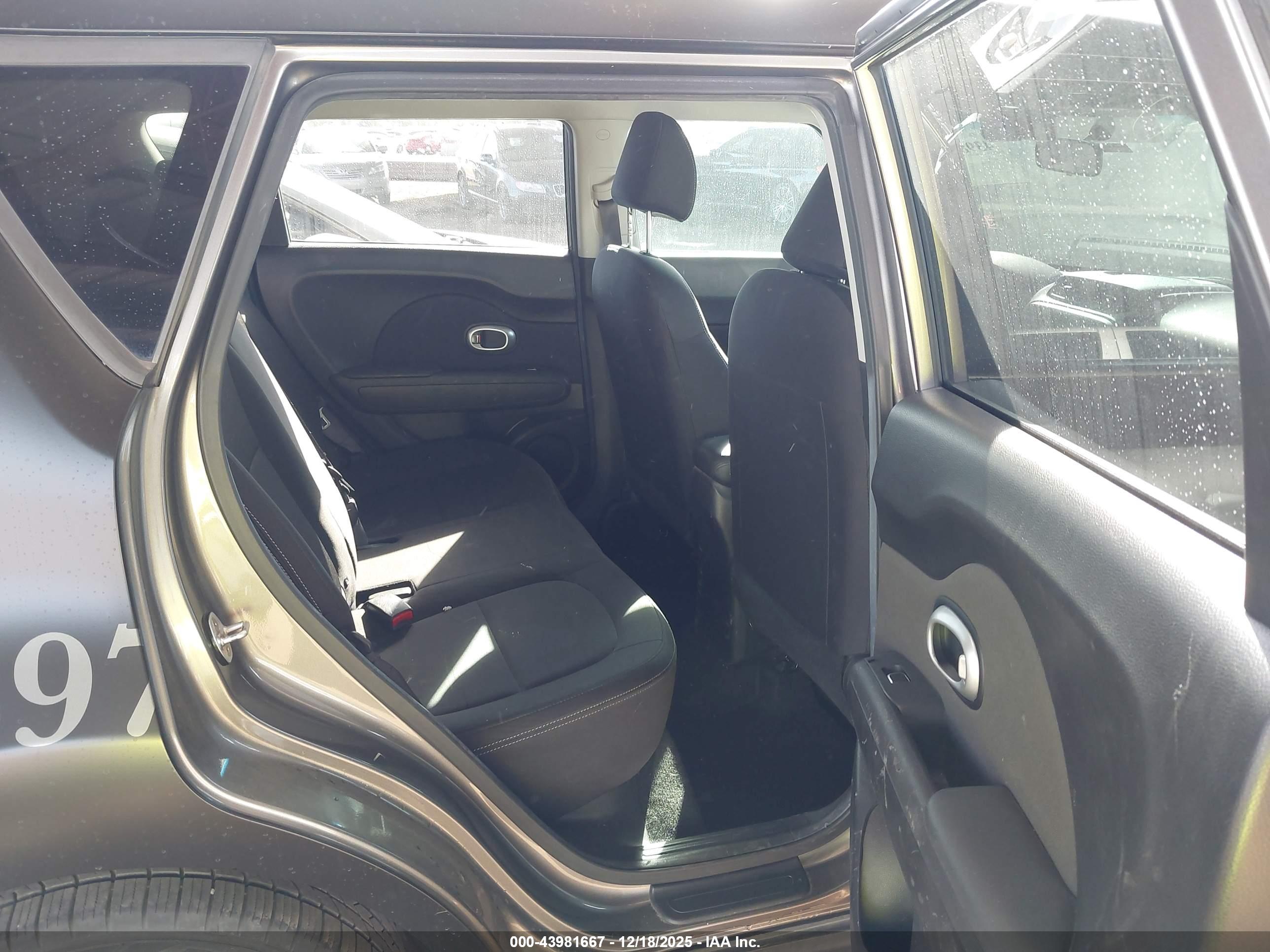 KIA SOUL image 8