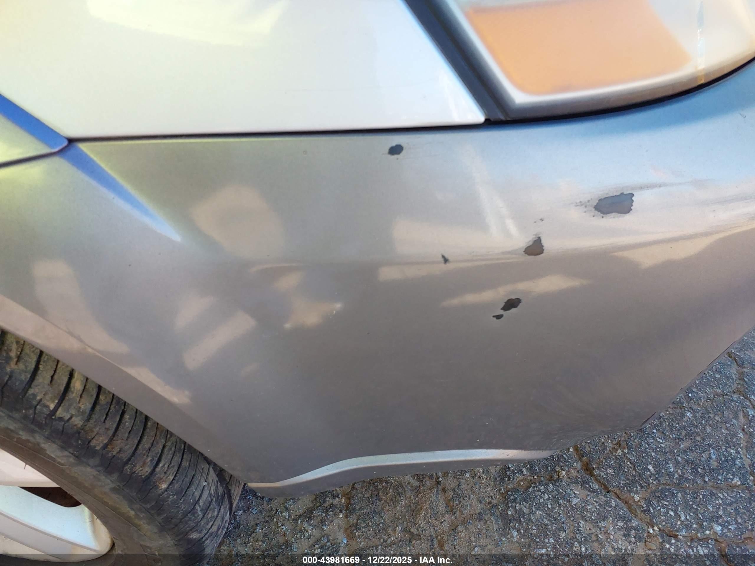 SUBARU OUTBACK image 6