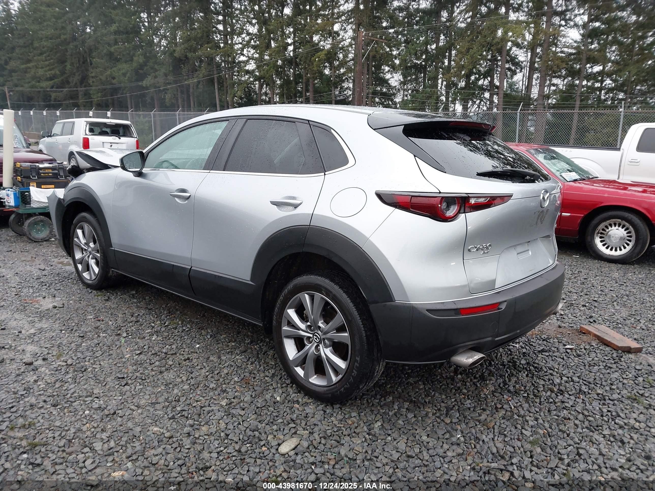 MAZDA CX-30 image 3