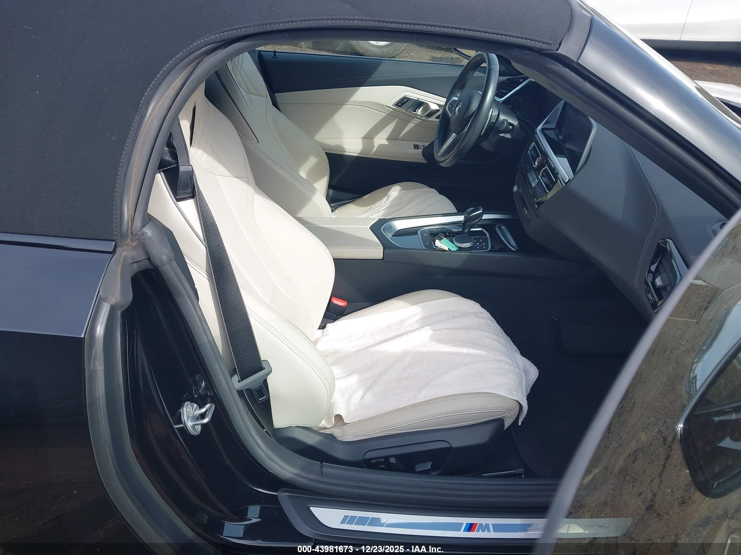 BMW Z4 image 8