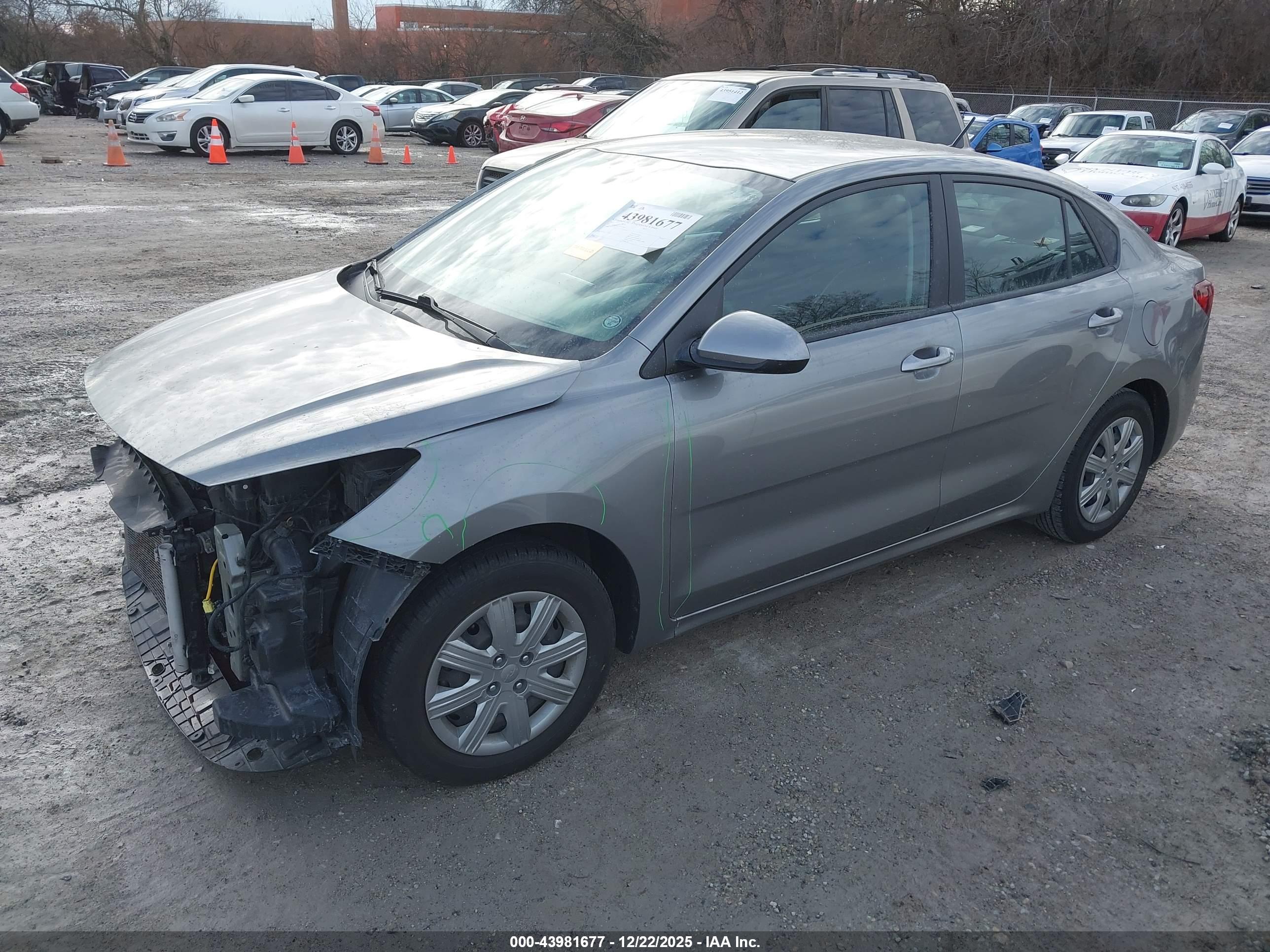 KIA RIO image 2