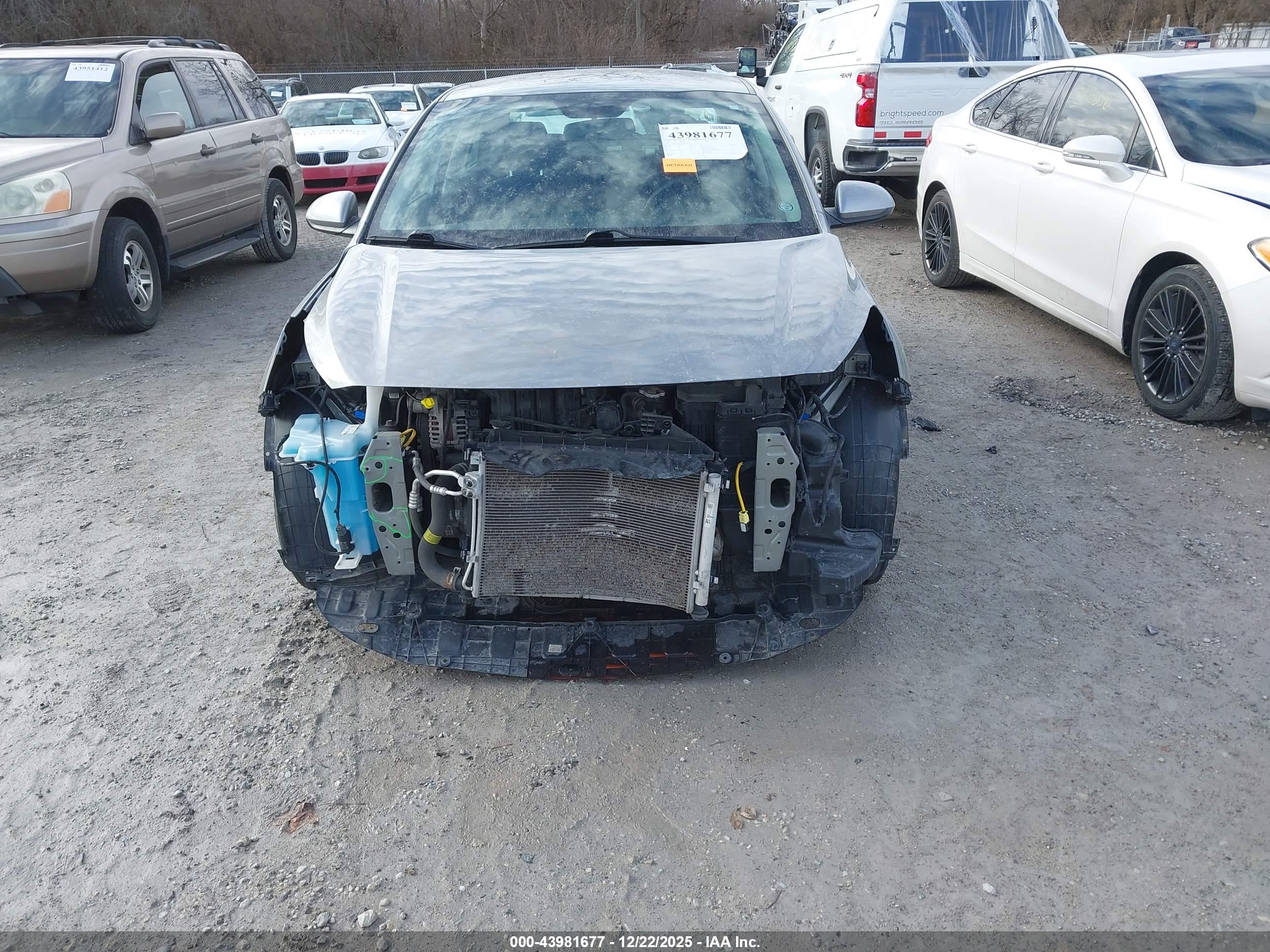 KIA RIO image 6