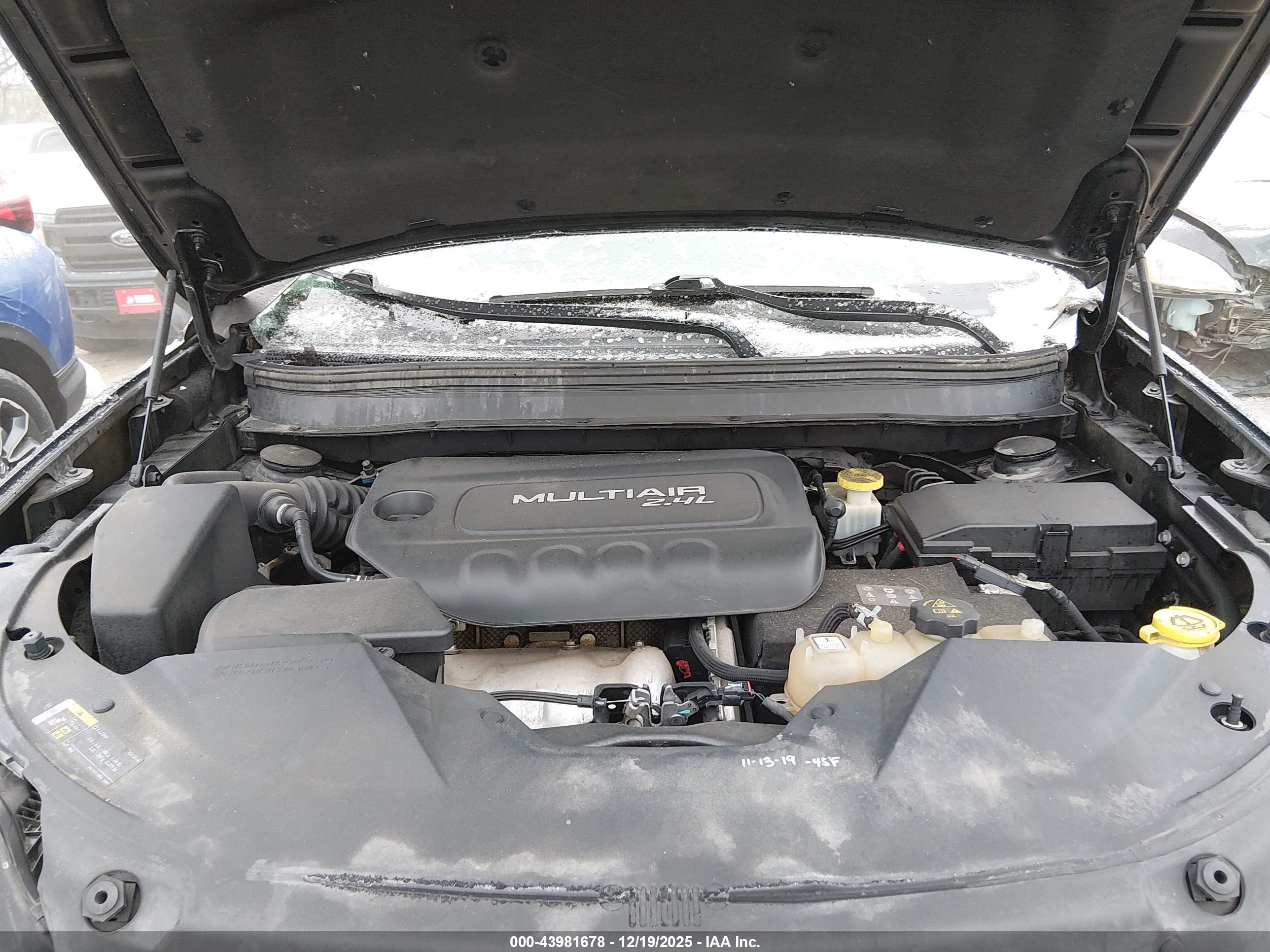JEEP CHEROKEE image 10