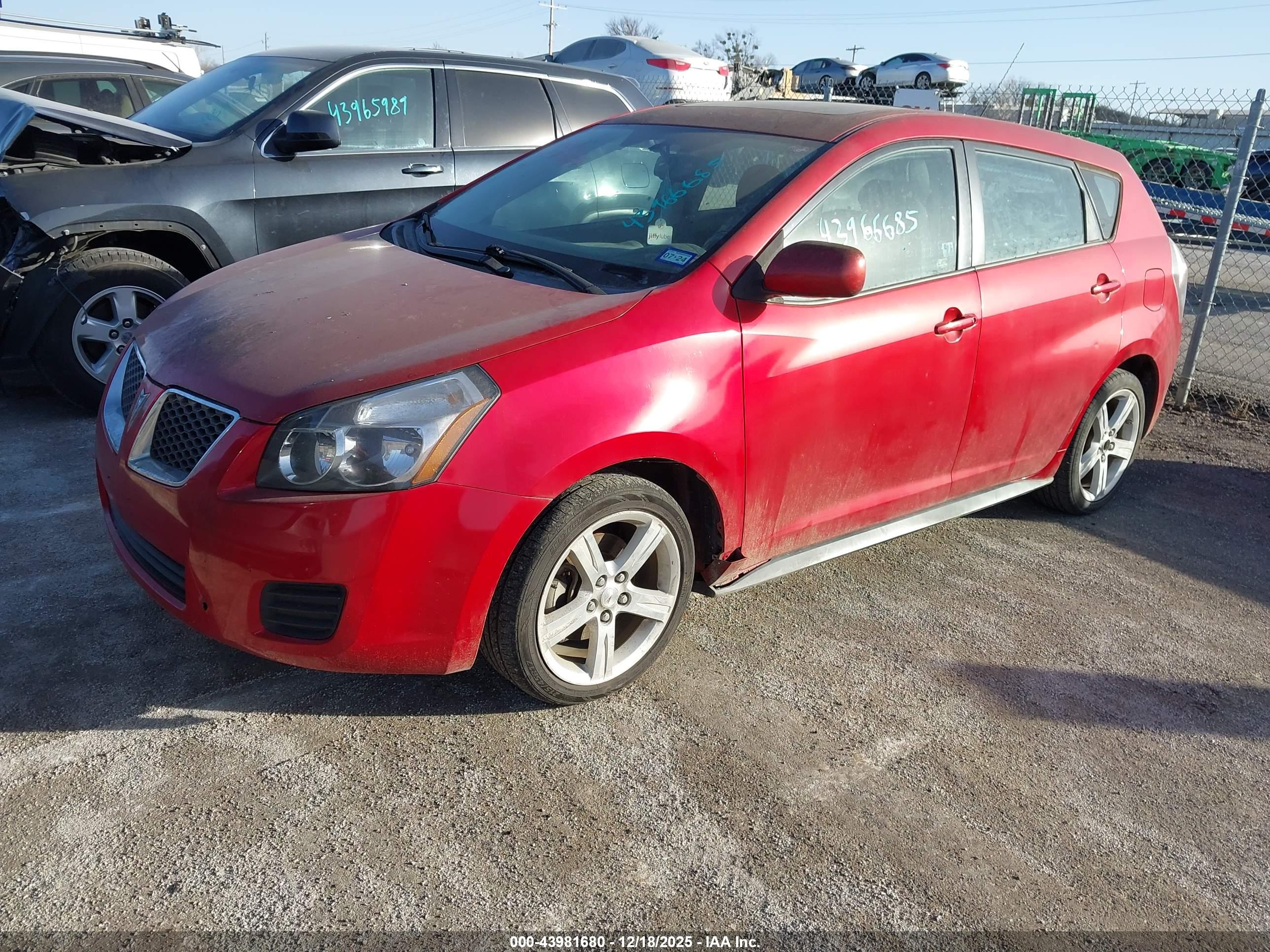 PONTIAC VIBE image 2