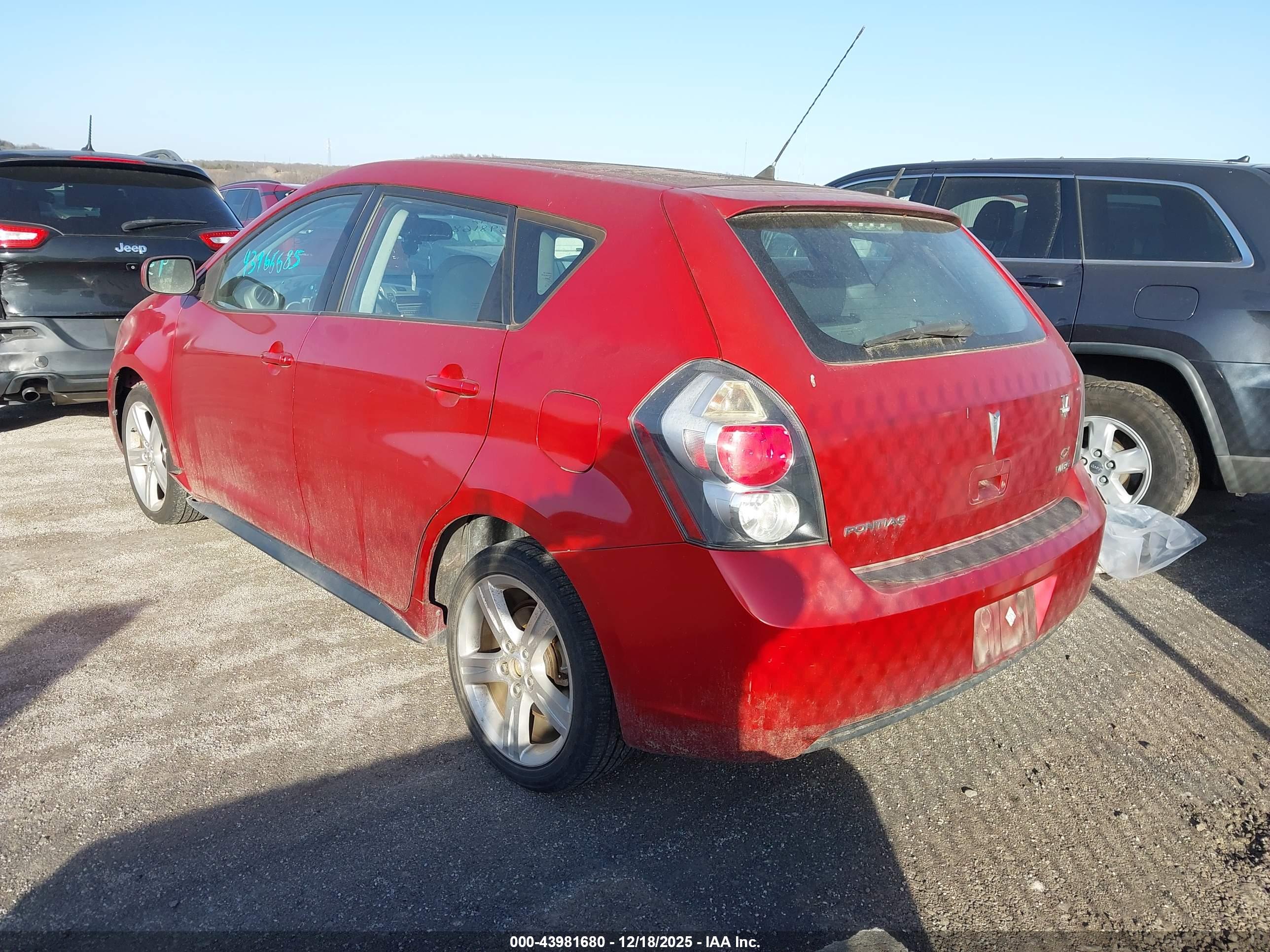 PONTIAC VIBE image 3