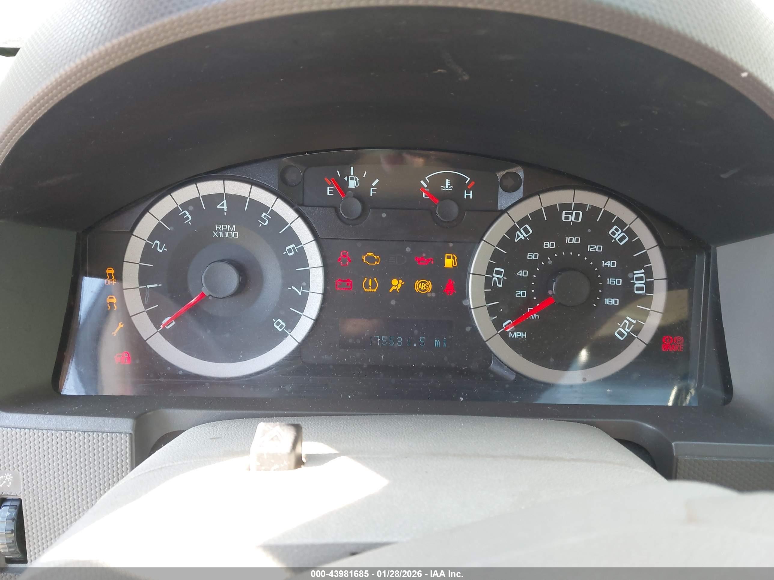 FORD ESCAPE image 7
