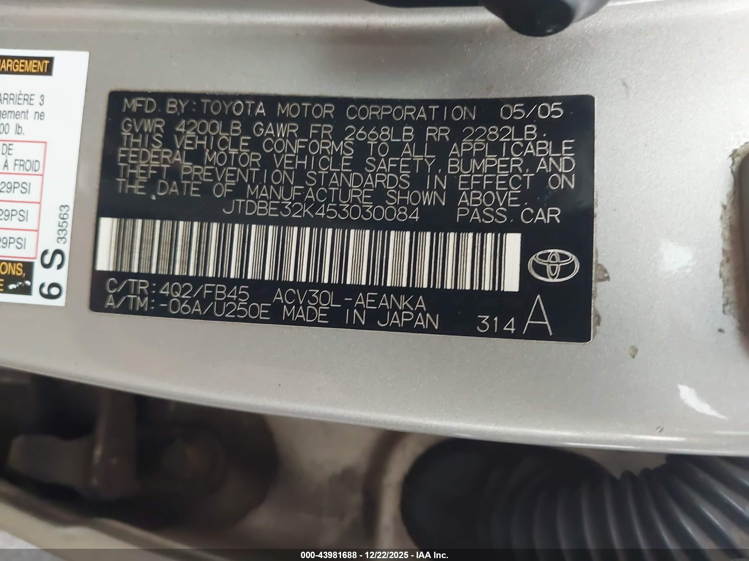 TOYOTA CAMRY image 9