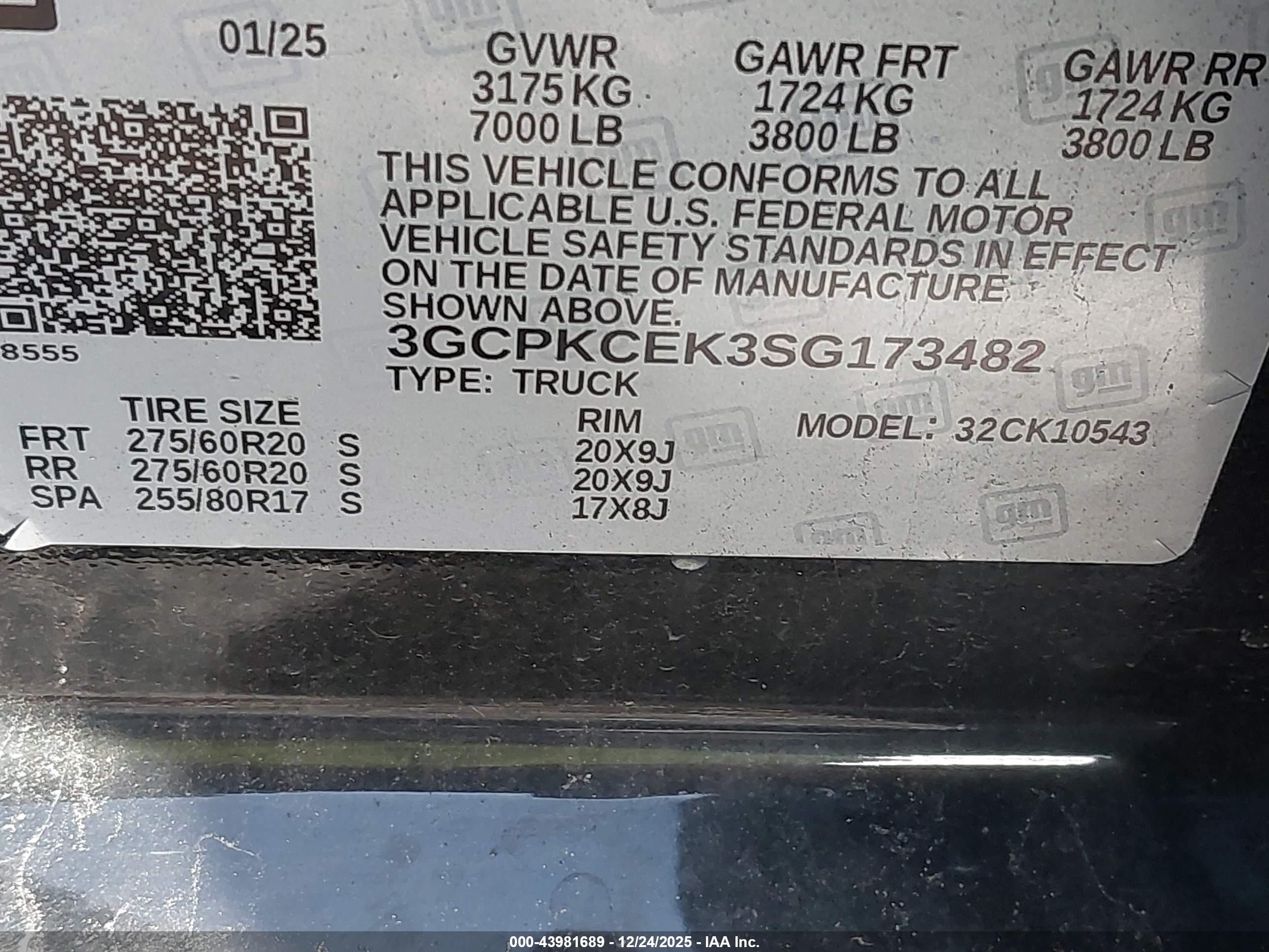 CHEVROLET SILVERADO image 9