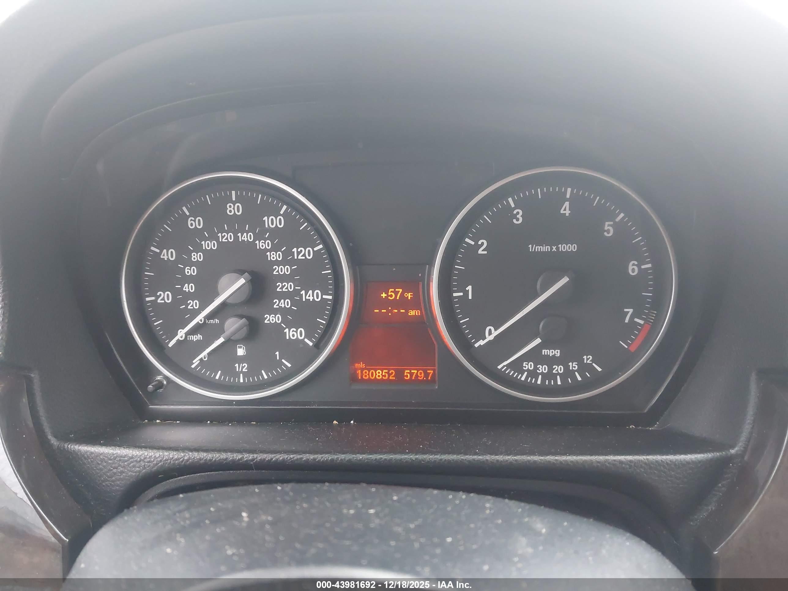 BMW 328I image 7