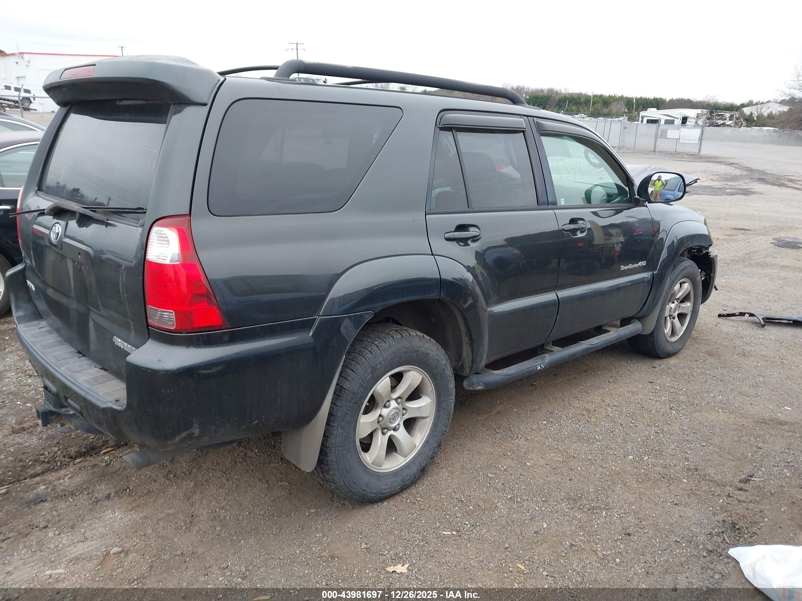 TOYOTA 4RUNNER image 4