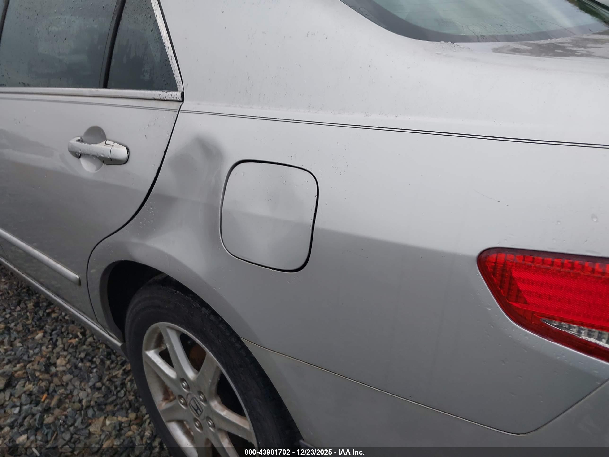 HONDA ACCORD image 6